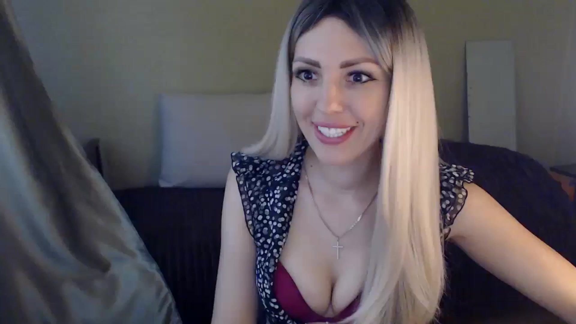 Gallery image thumbnail from Sabine8's myfreecams stream on, 05/28/2024, 09:13 image 3 of 20