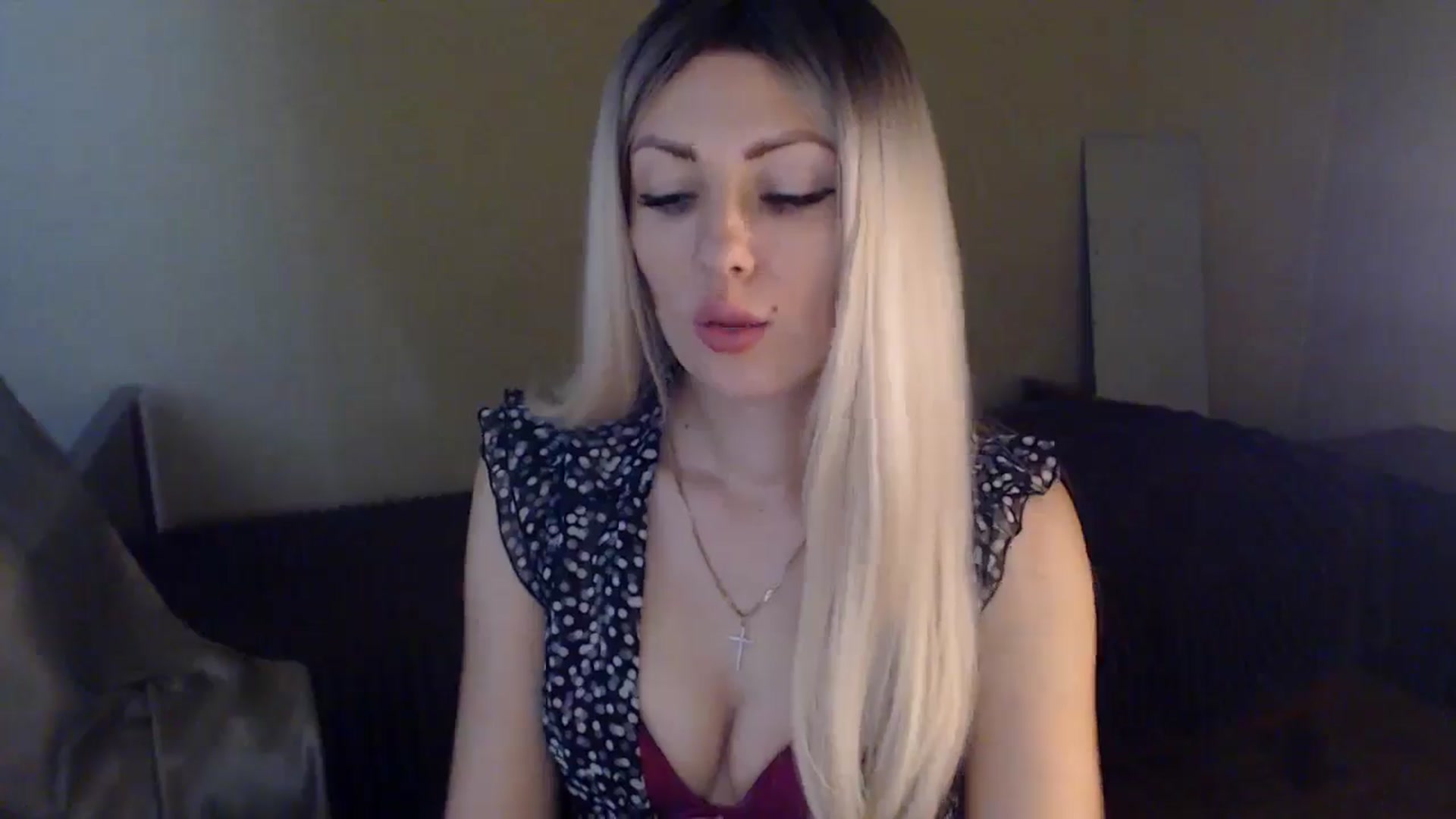 Gallery image thumbnail from Sabine8's myfreecams stream on, 06/05/2024, 10:44 image 11 of 20