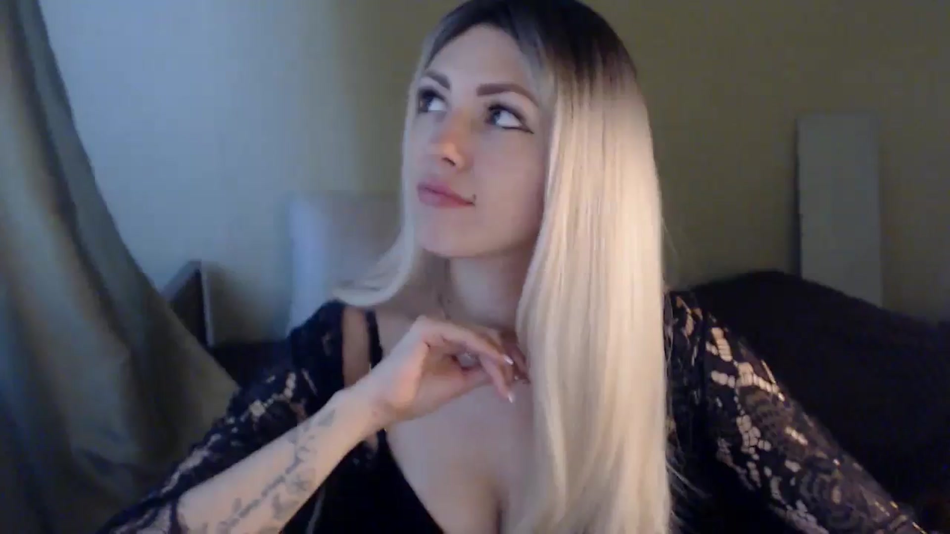 Gallery image thumbnail from Sabine8's myfreecams stream on, 06/08/2024, 10:18 image 16 of 20