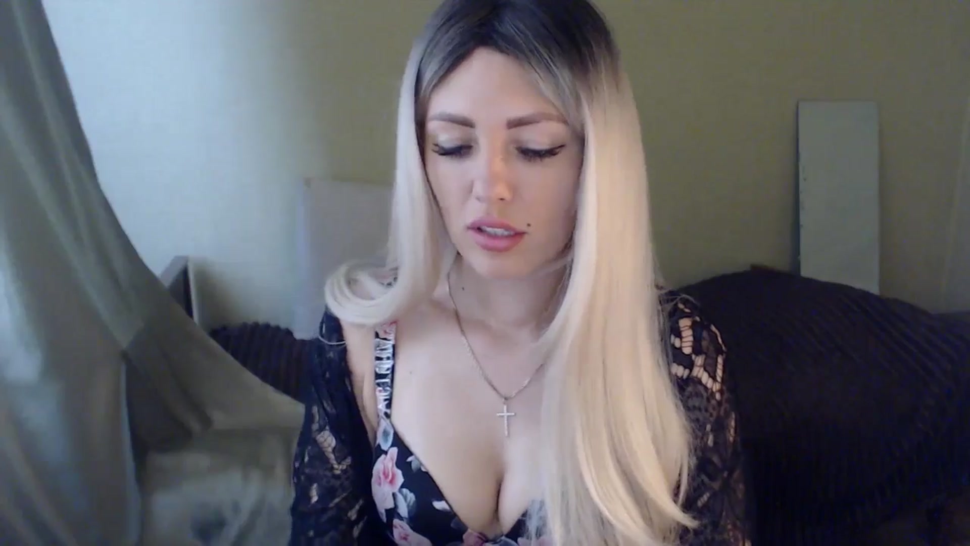 Gallery image thumbnail from Sabine8's myfreecams stream on, 06/11/2024, 08:07 image 11 of 20