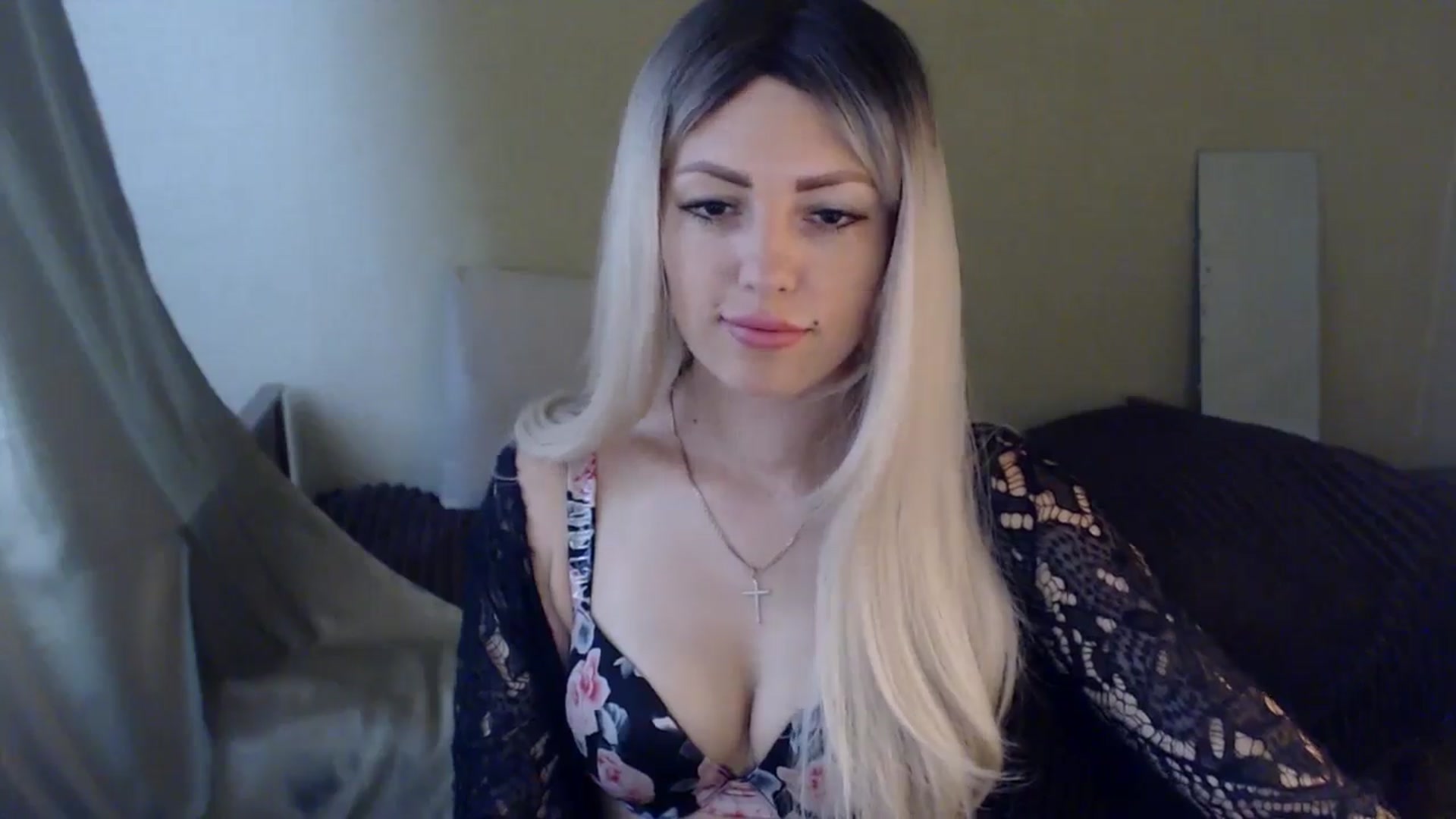 Gallery image thumbnail from Sabine8's myfreecams stream on, 06/11/2024, 08:07 image 10 of 20
