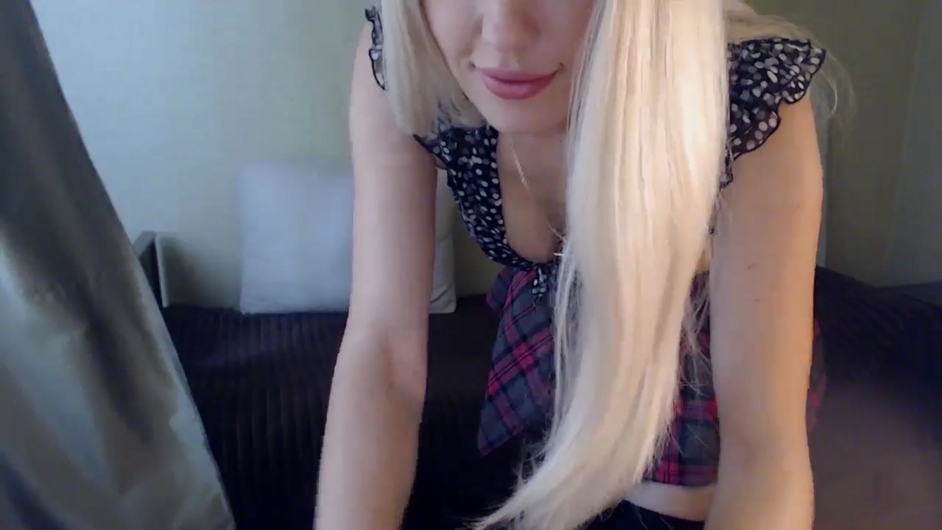 Gallery image thumbnail from Sabine8's myfreecams stream on, 06/12/2024, 09:36 image 11 of 20