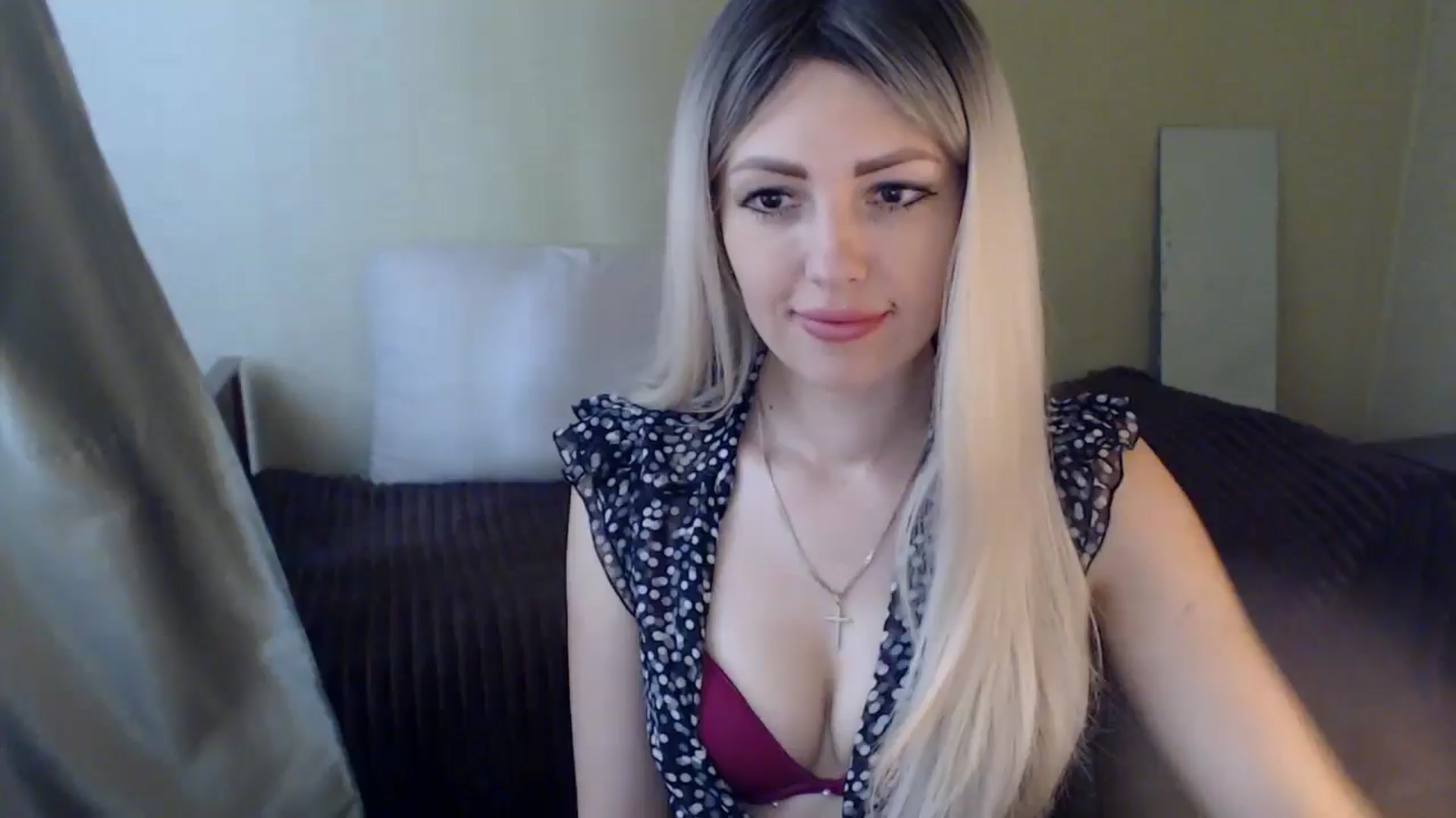 Gallery image thumbnail from Sabine8's myfreecams stream on, 06/12/2024, 09:36 image 17 of 20