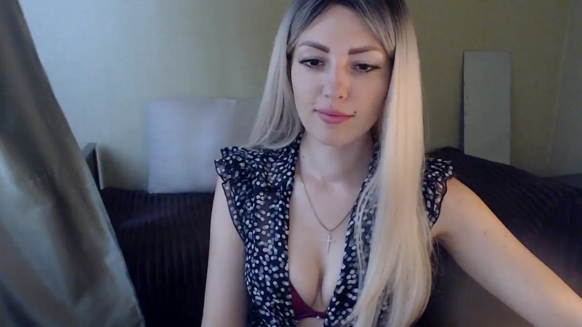 Gallery image thumbnail from Sabine8's myfreecams stream on, 06/12/2024, 09:36 image 5 of 20