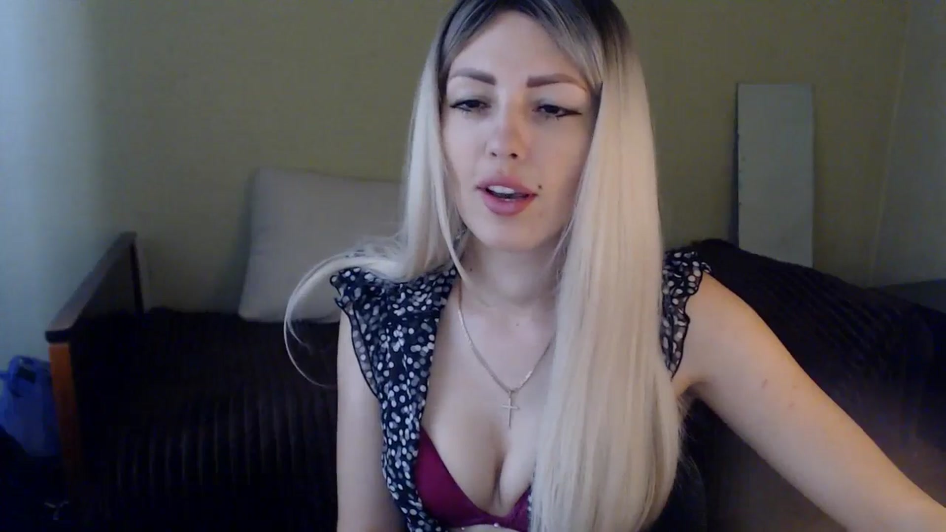 Gallery image thumbnail from Sabine8's myfreecams stream on, 06/12/2024, 10:33 image 6 of 20