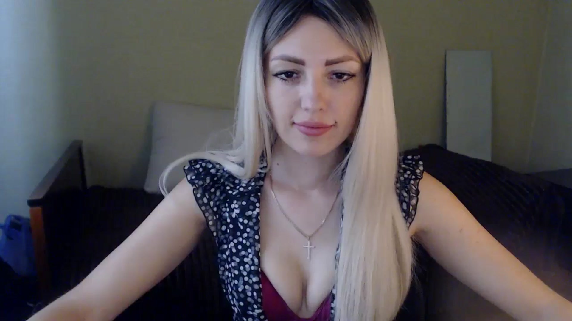 Gallery image thumbnail from Sabine8's myfreecams stream on, 06/12/2024, 10:33 image 8 of 20