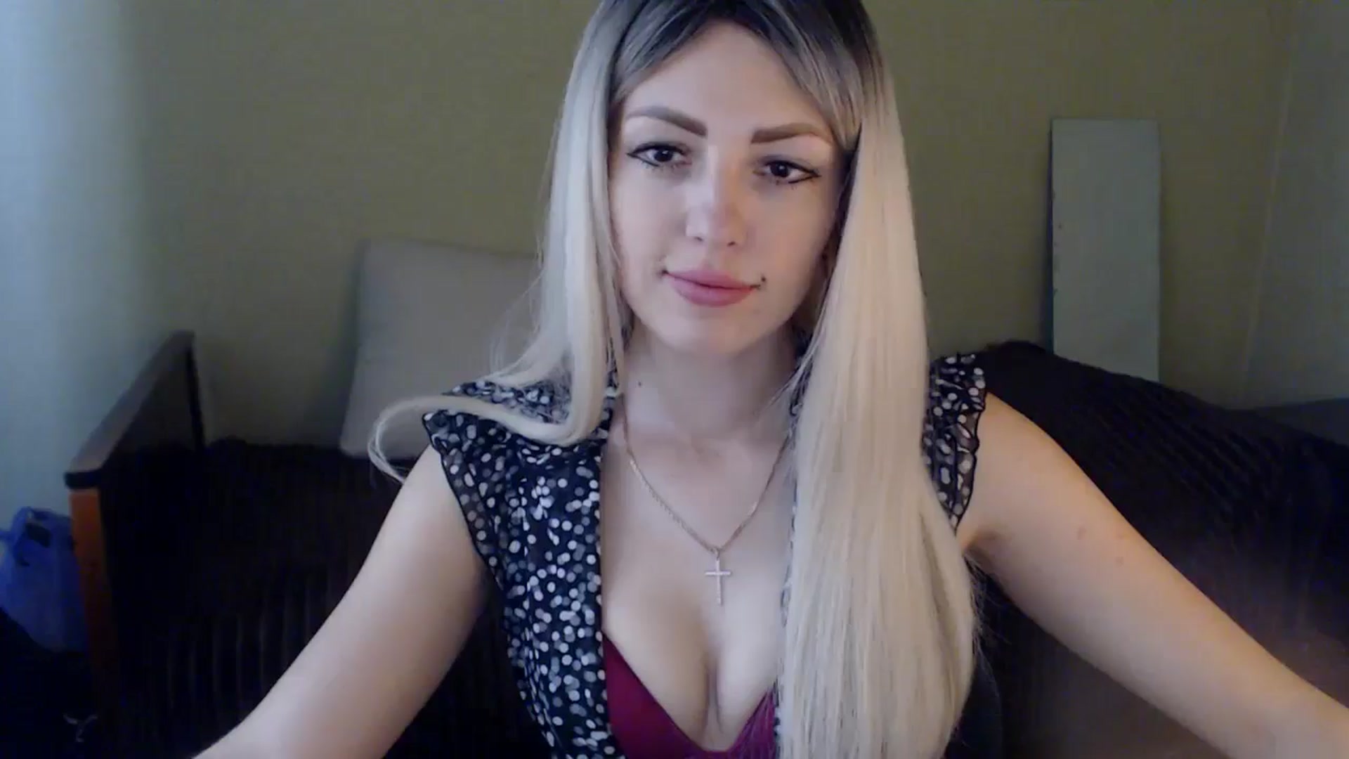 Gallery image thumbnail from Sabine8's myfreecams stream on, 06/12/2024, 10:33 image 9 of 20