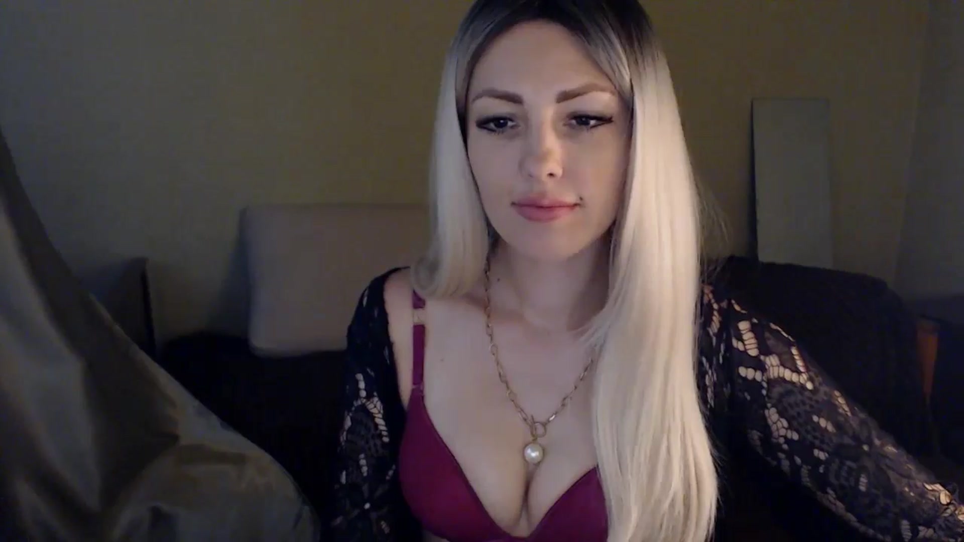 Gallery image thumbnail from Sabine8's myfreecams stream on, 06/26/2024, 14:44 image 14 of 20