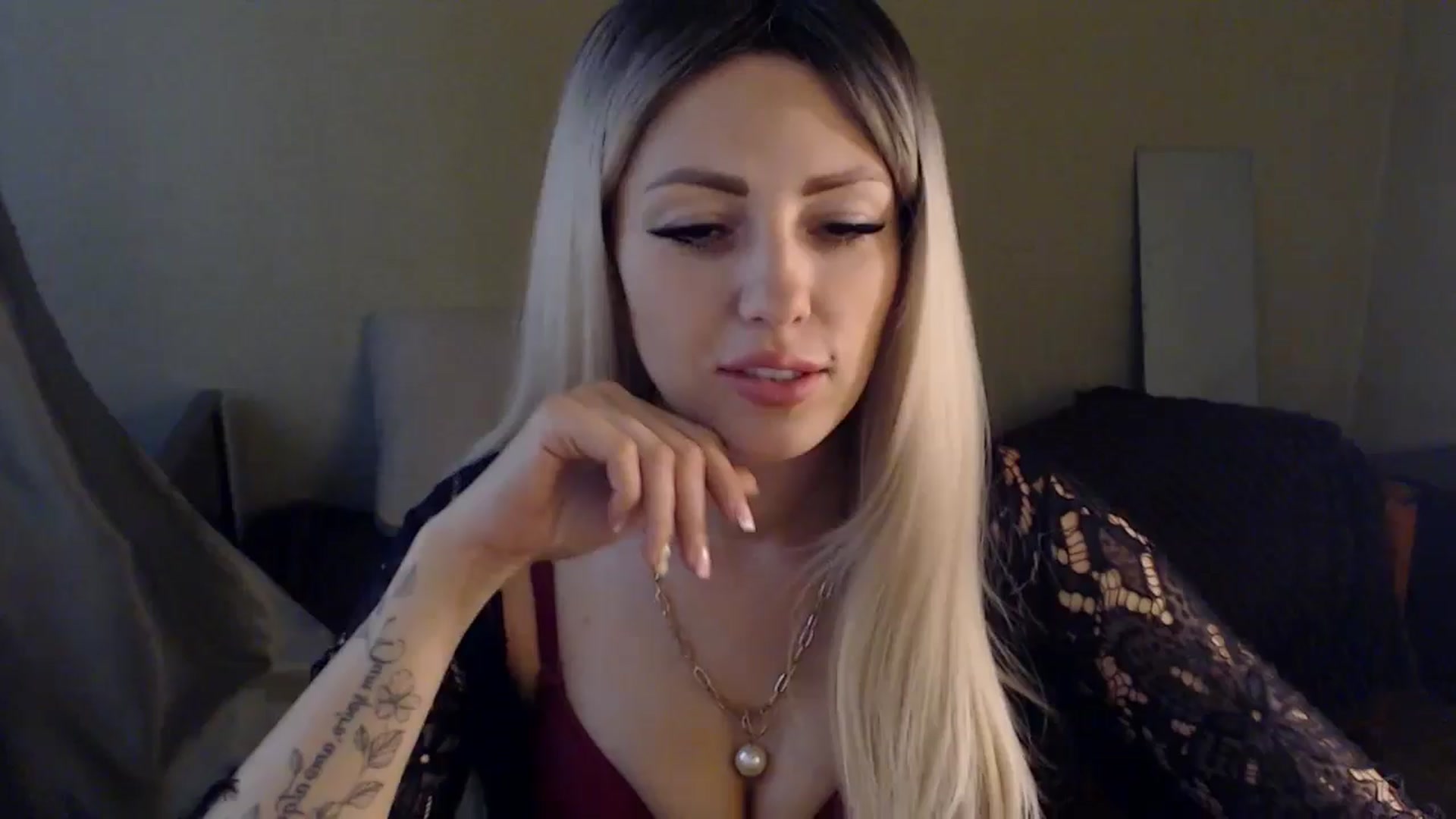 Gallery image thumbnail from Sabine8's myfreecams stream on, 06/26/2024, 14:44 image 19 of 20