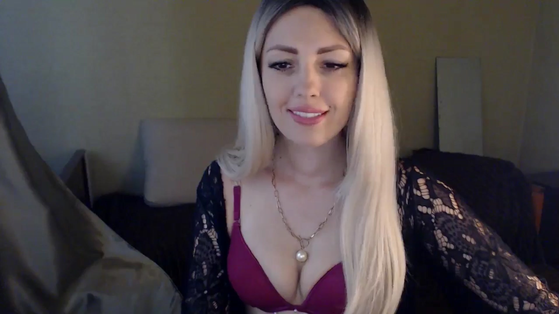 Gallery image thumbnail from Sabine8's myfreecams stream on, 06/26/2024, 14:44 image 4 of 20