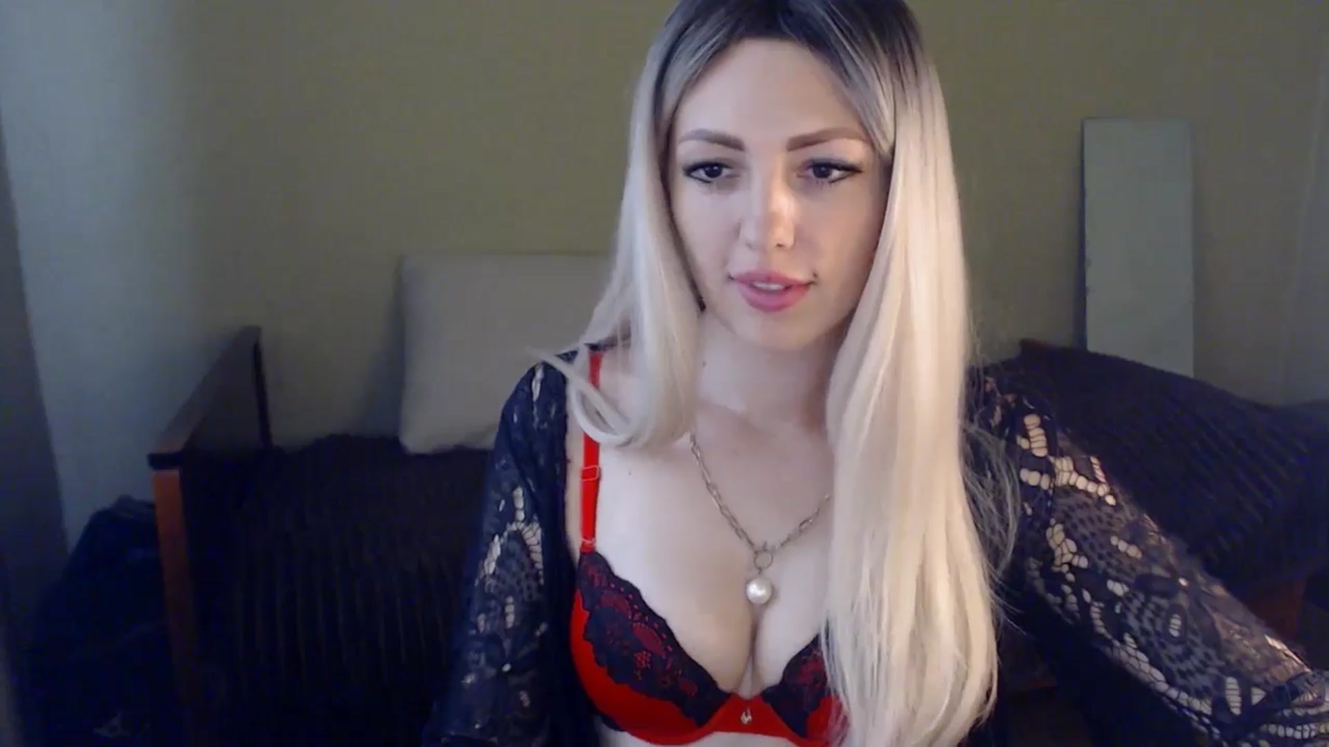 Gallery image thumbnail from Sabine8's myfreecams stream on, 07/03/2024, 12:07 image 3 of 20
