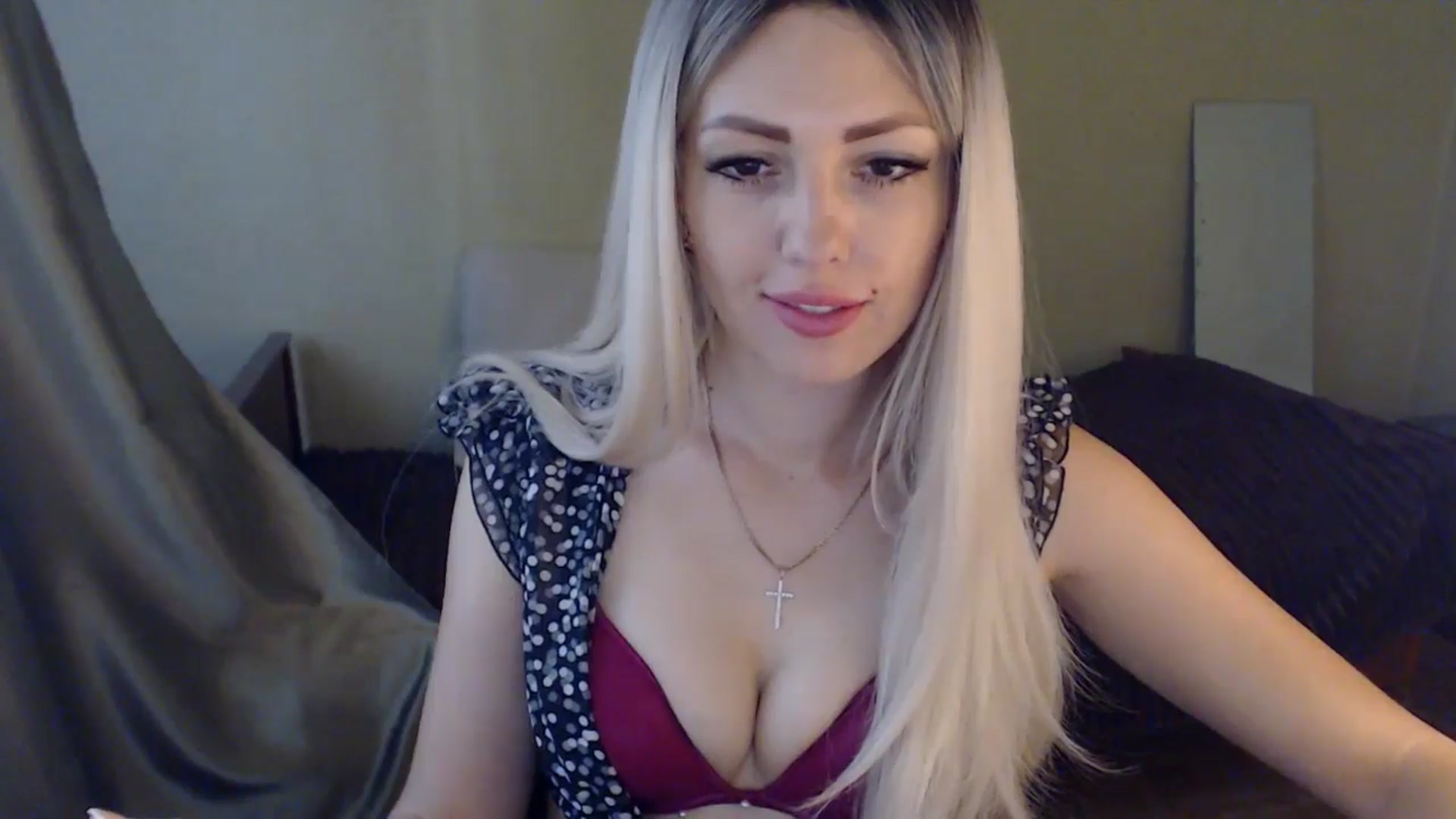 Gallery image thumbnail from Sabine8's myfreecams stream on, 07/04/2024, 10:15 image 19 of 20