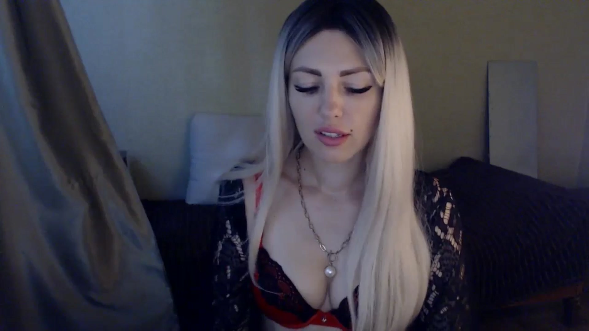 Gallery image thumbnail from Sabine8's myfreecams stream on, 07/06/2024, 11:09 image 12 of 20