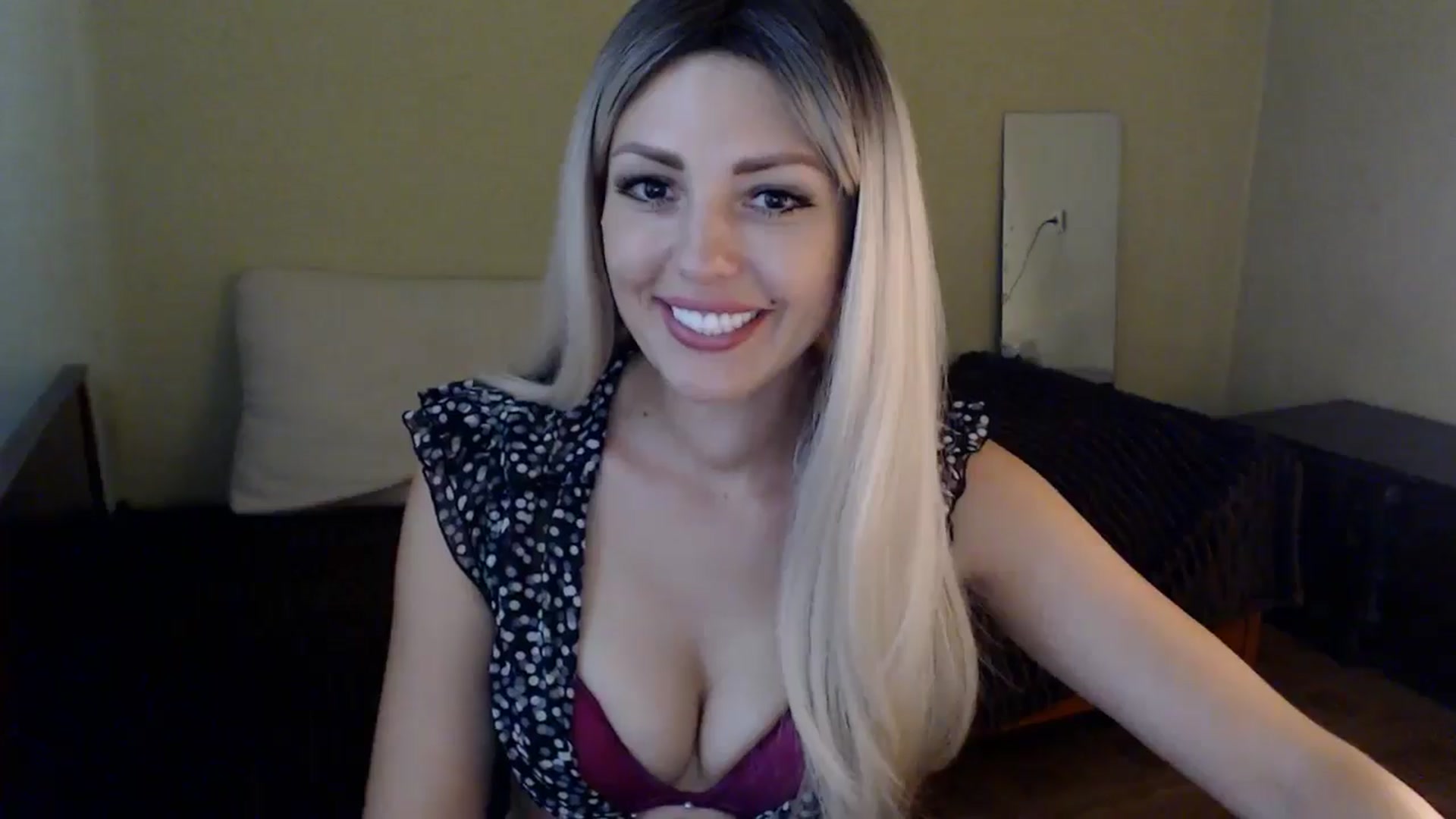 Gallery image thumbnail from Sabine8's myfreecams stream on, 07/22/2024, 11:53 image 7 of 20
