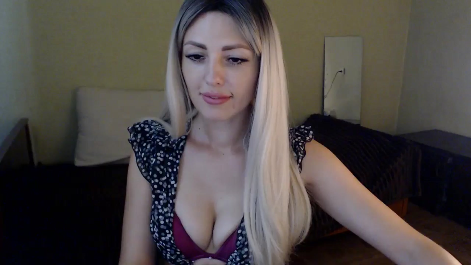 Gallery image thumbnail from Sabine8's myfreecams stream on, 07/22/2024, 11:53 image 12 of 20