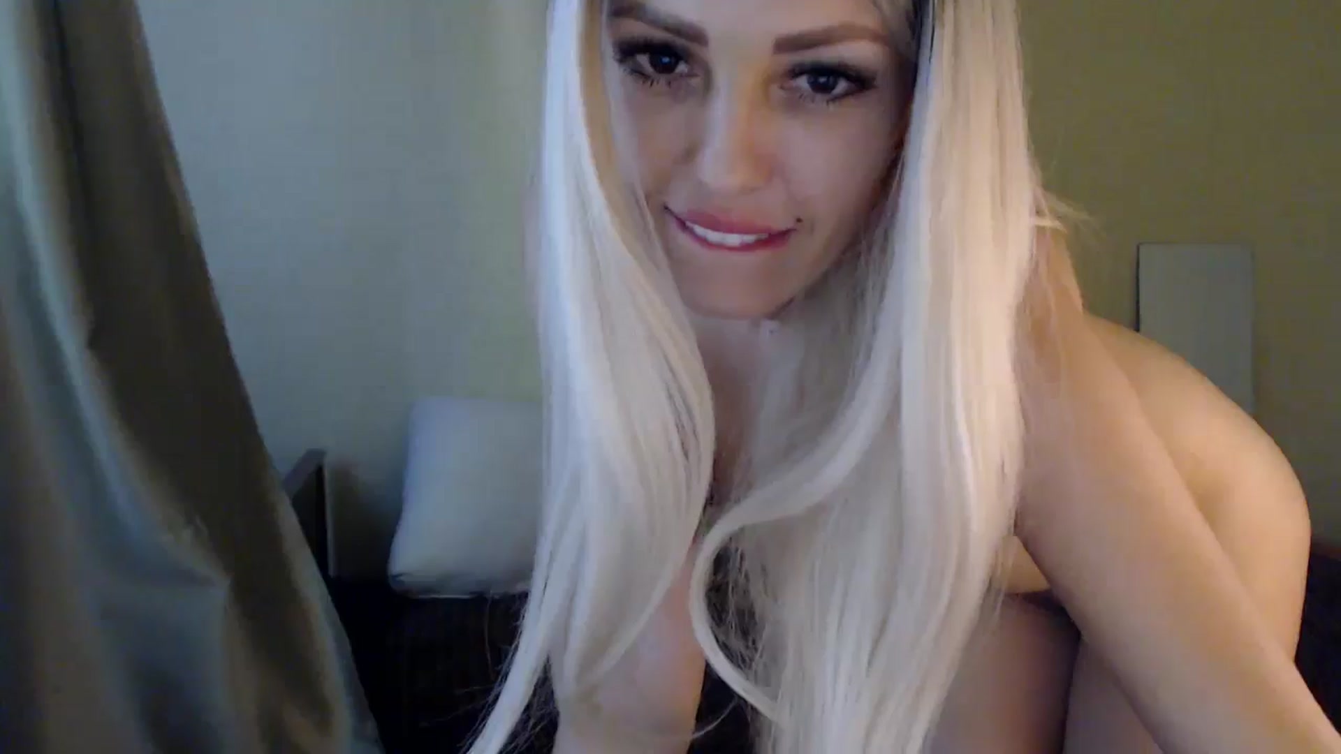 Gallery image thumbnail from Sabine8's myfreecams stream on, 07/31/2024, 13:51 image 13 of 20