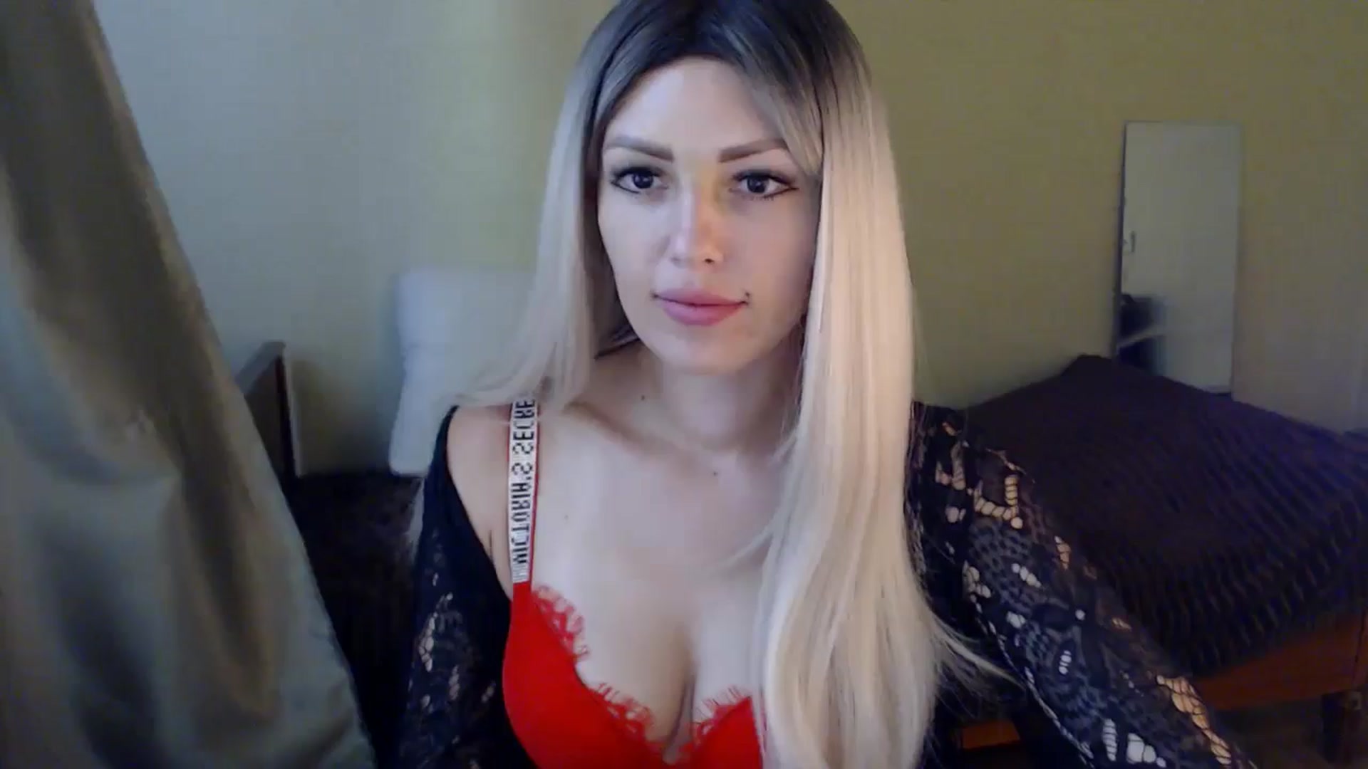 Gallery image thumbnail from Sabine8's myfreecams stream on, 08/02/2024, 13:43 image 7 of 20