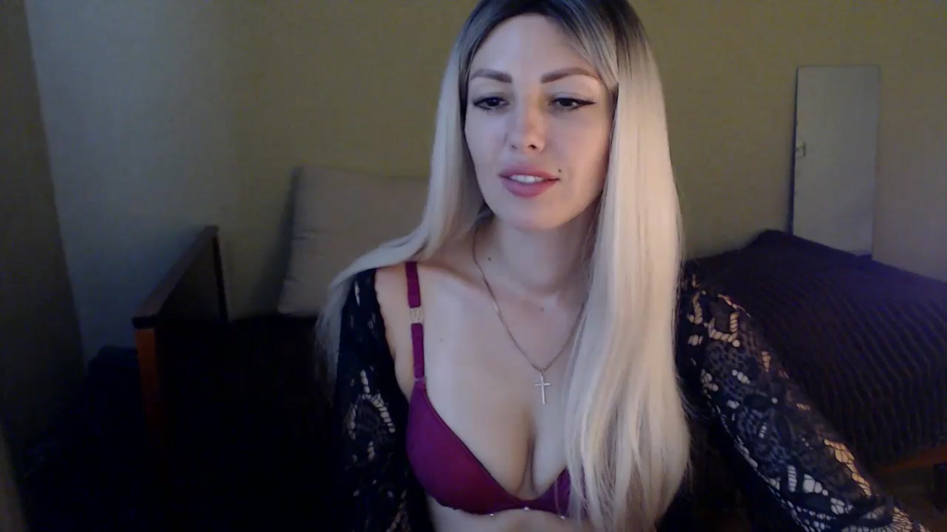 Gallery image thumbnail from Sabine8's myfreecams stream on, 08/06/2024, 10:11 image 9 of 20