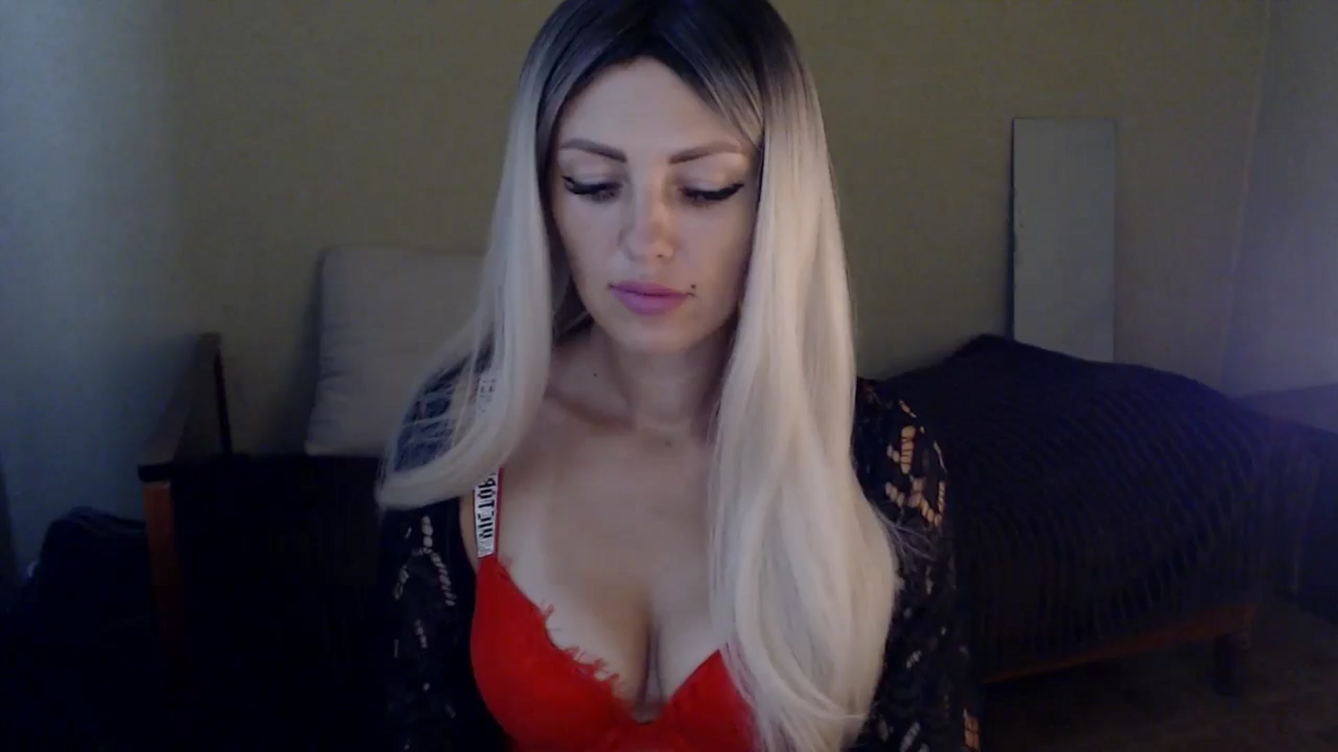 Gallery image thumbnail from Sabine8's myfreecams stream on, 09/06/2024, 12:21 image 1 of 20