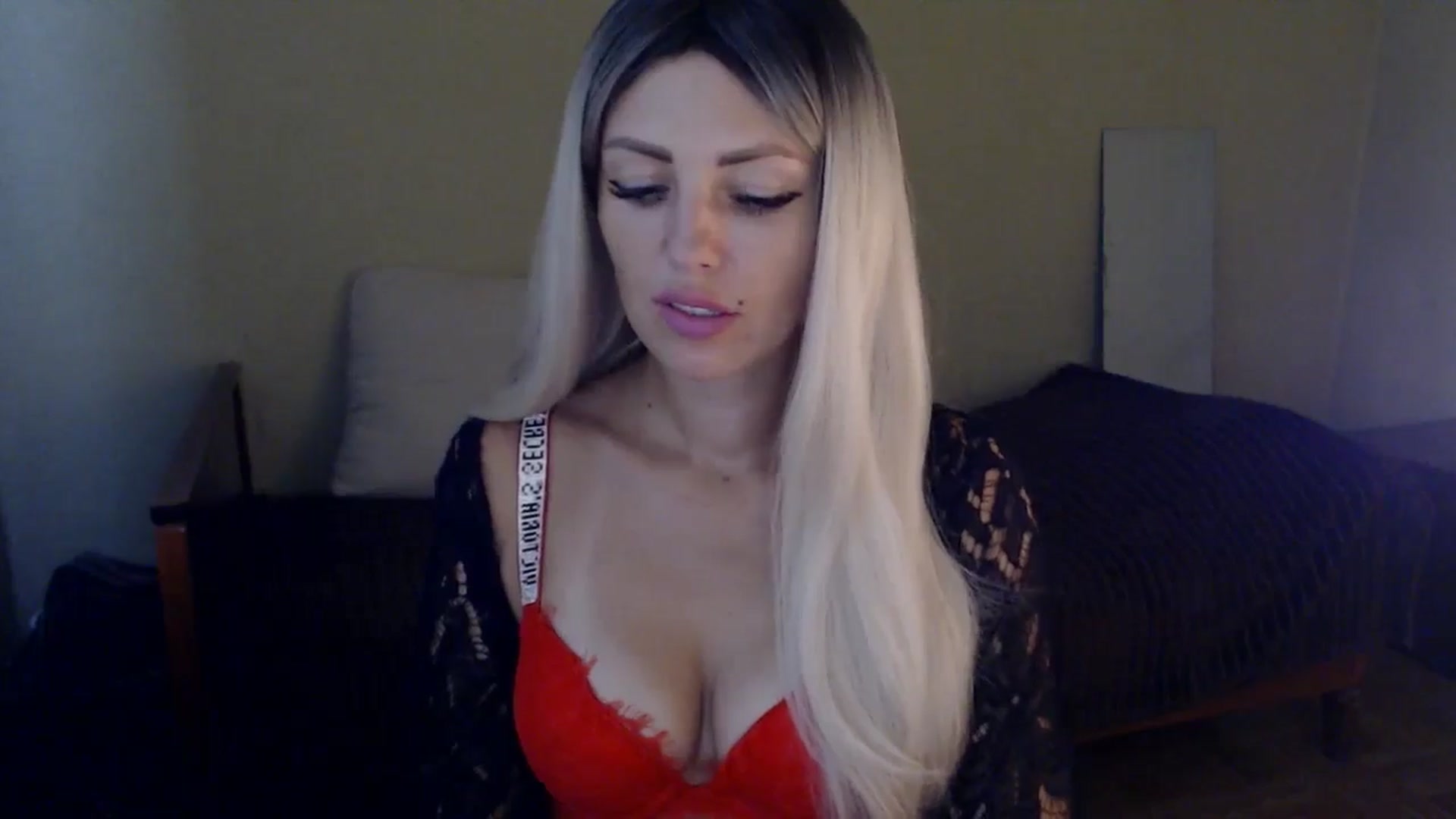 Gallery image thumbnail from Sabine8's myfreecams stream on, 09/06/2024, 12:21 image 2 of 20