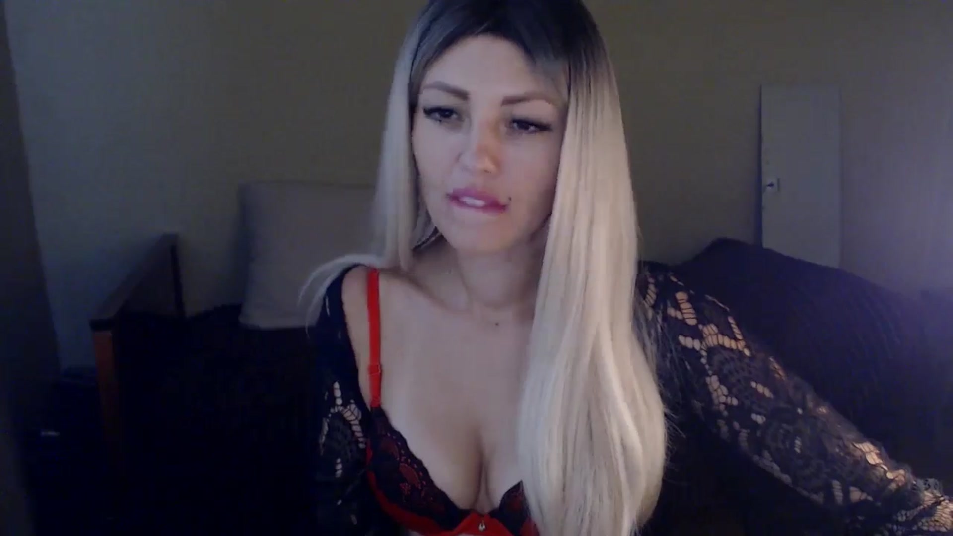 Gallery image thumbnail from Sabine8's myfreecams stream on, 09/23/2024, 11:50 image 4 of 20