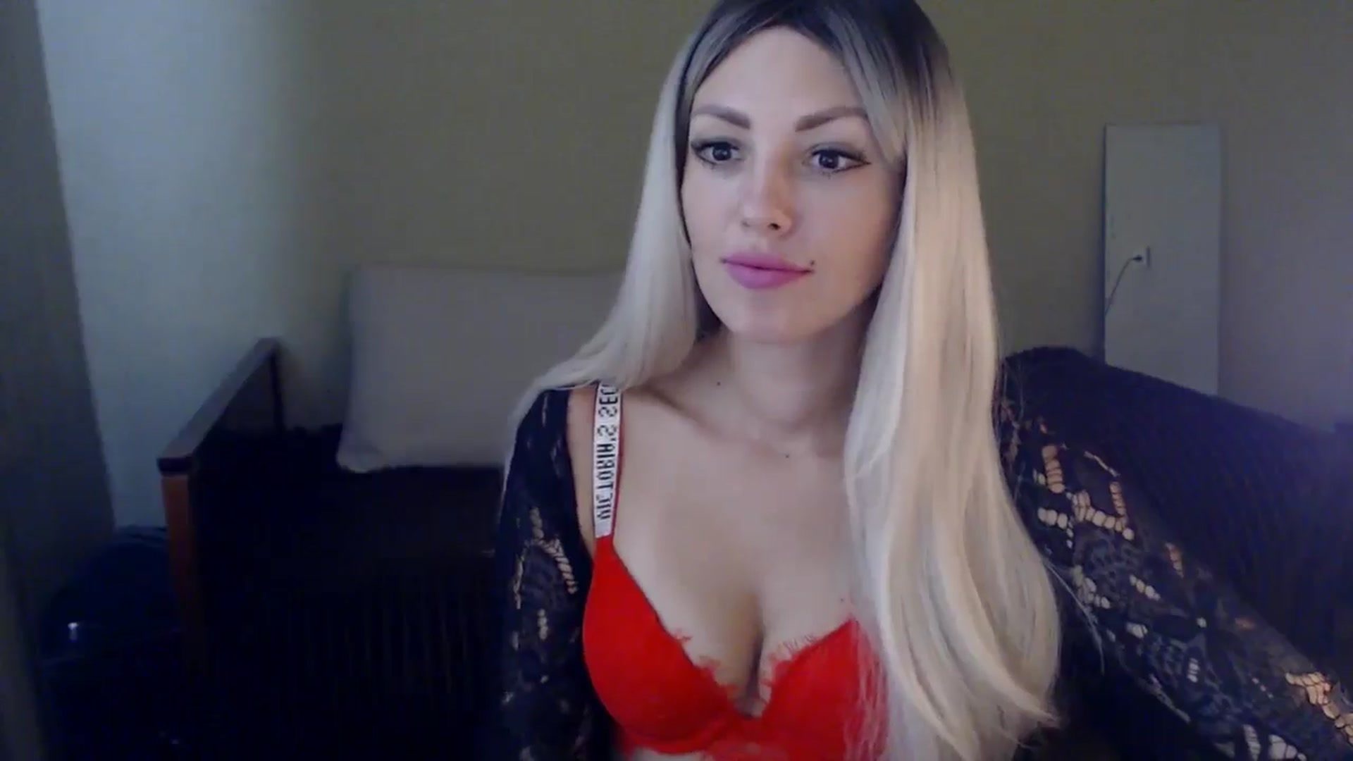 Gallery image thumbnail from Sabine8's myfreecams stream on, 09/27/2024, 10:57 image 6 of 20