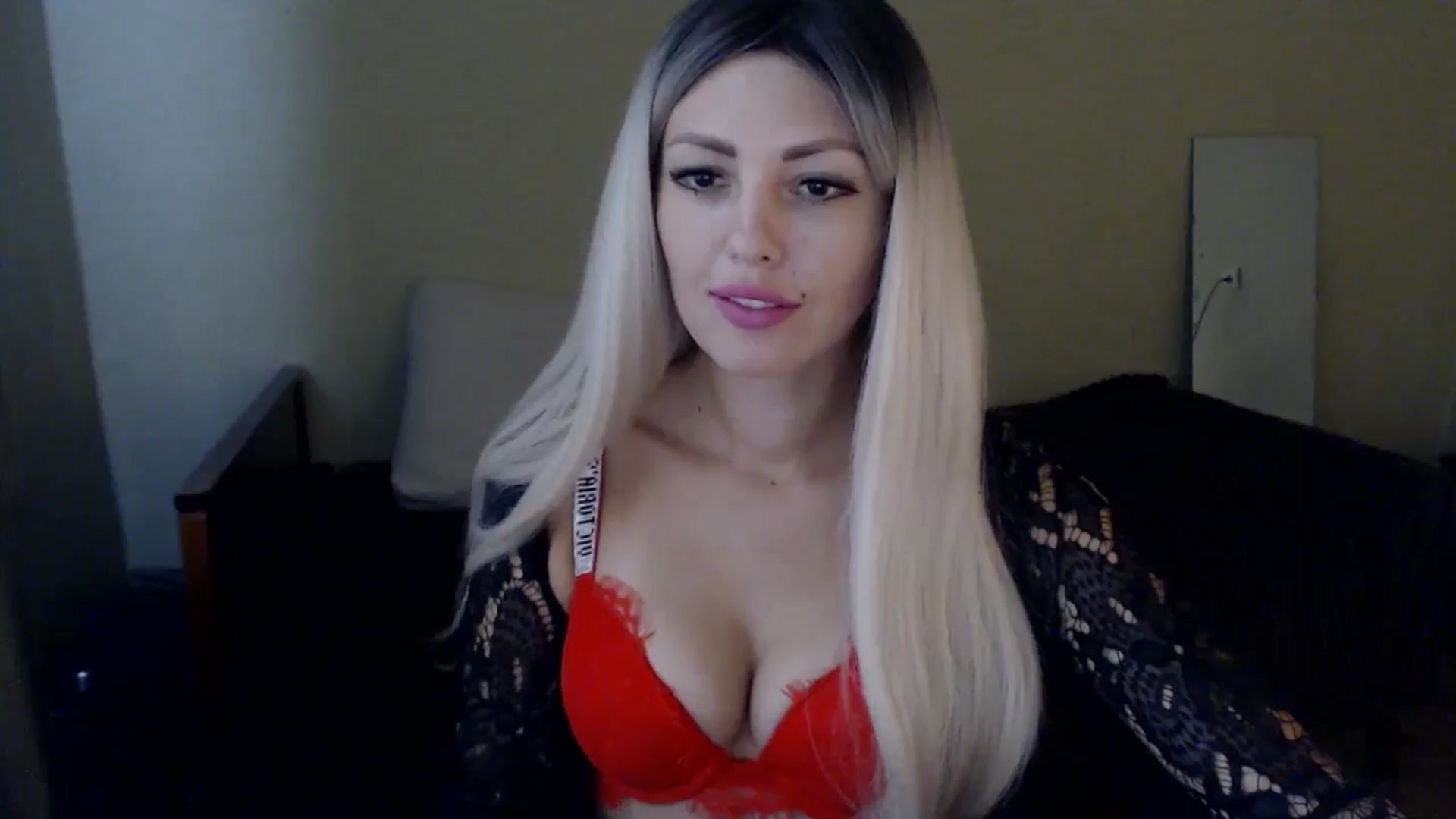 Gallery image thumbnail from Sabine8's myfreecams stream on, 09/27/2024, 11:57 image 4 of 20
