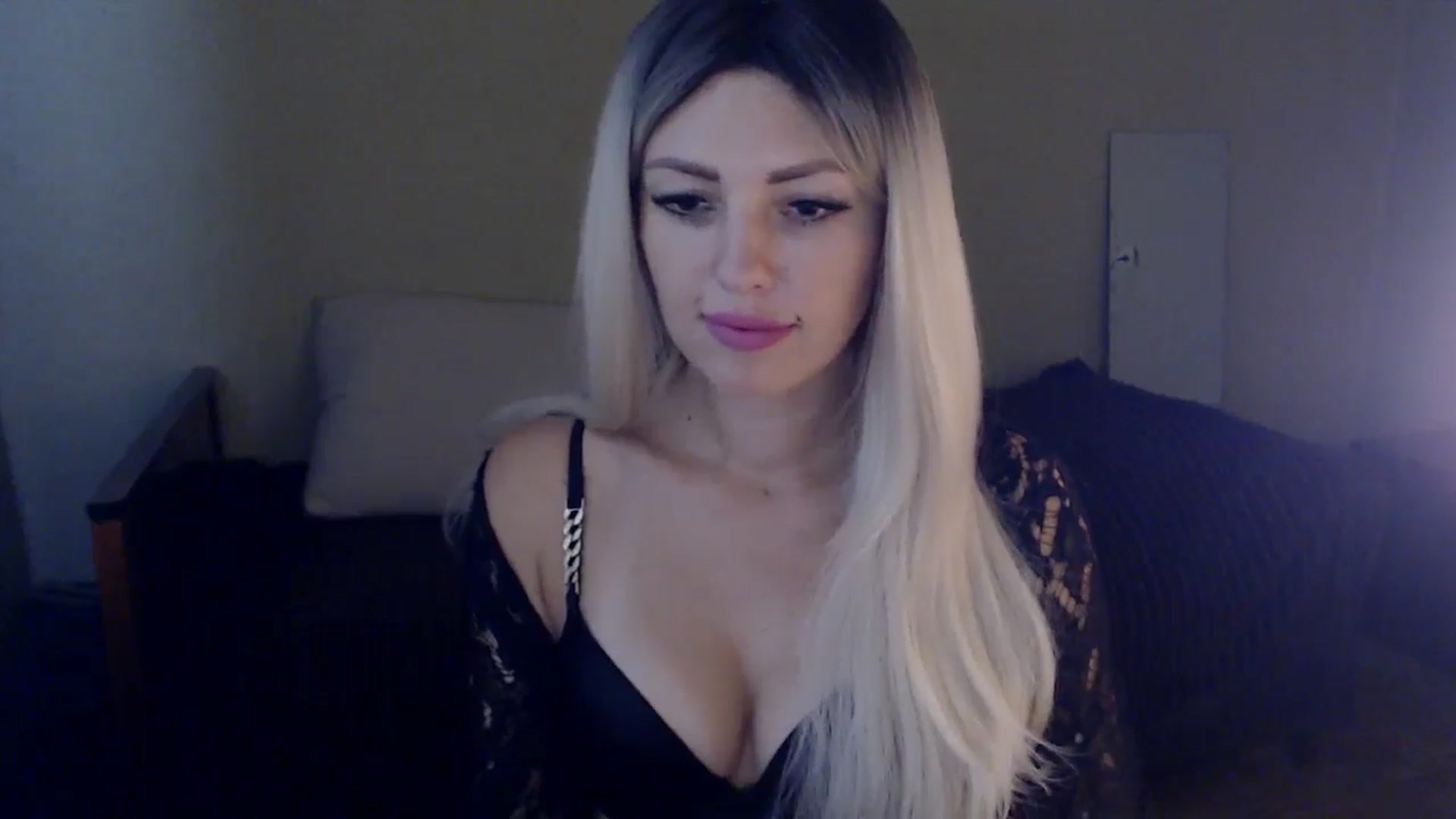 Gallery image thumbnail from Sabine8's myfreecams stream on, 10/01/2024, 10:18 image 20 of 20