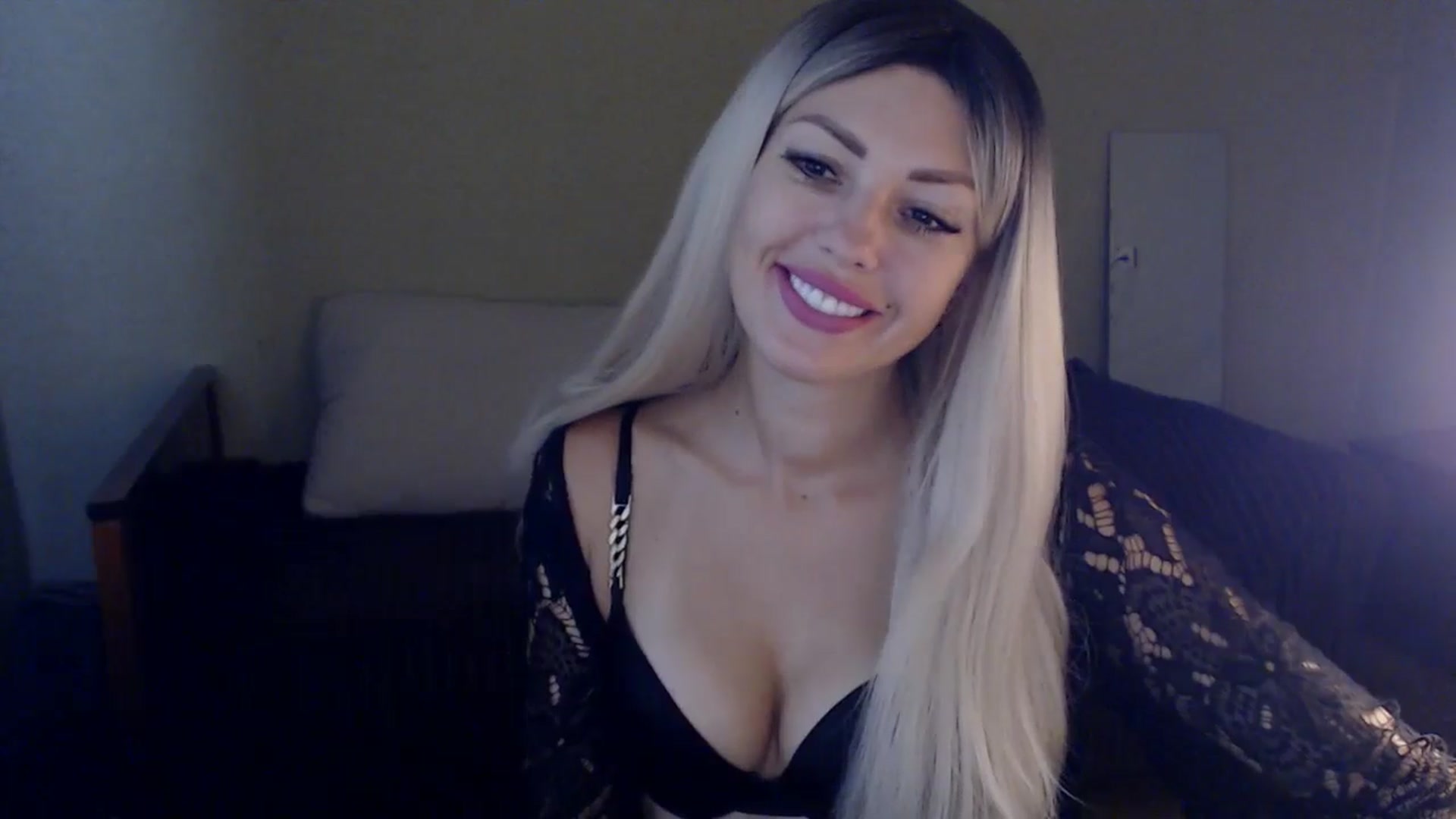 Gallery image thumbnail from Sabine8's myfreecams stream on, 10/01/2024, 10:18 image 7 of 20