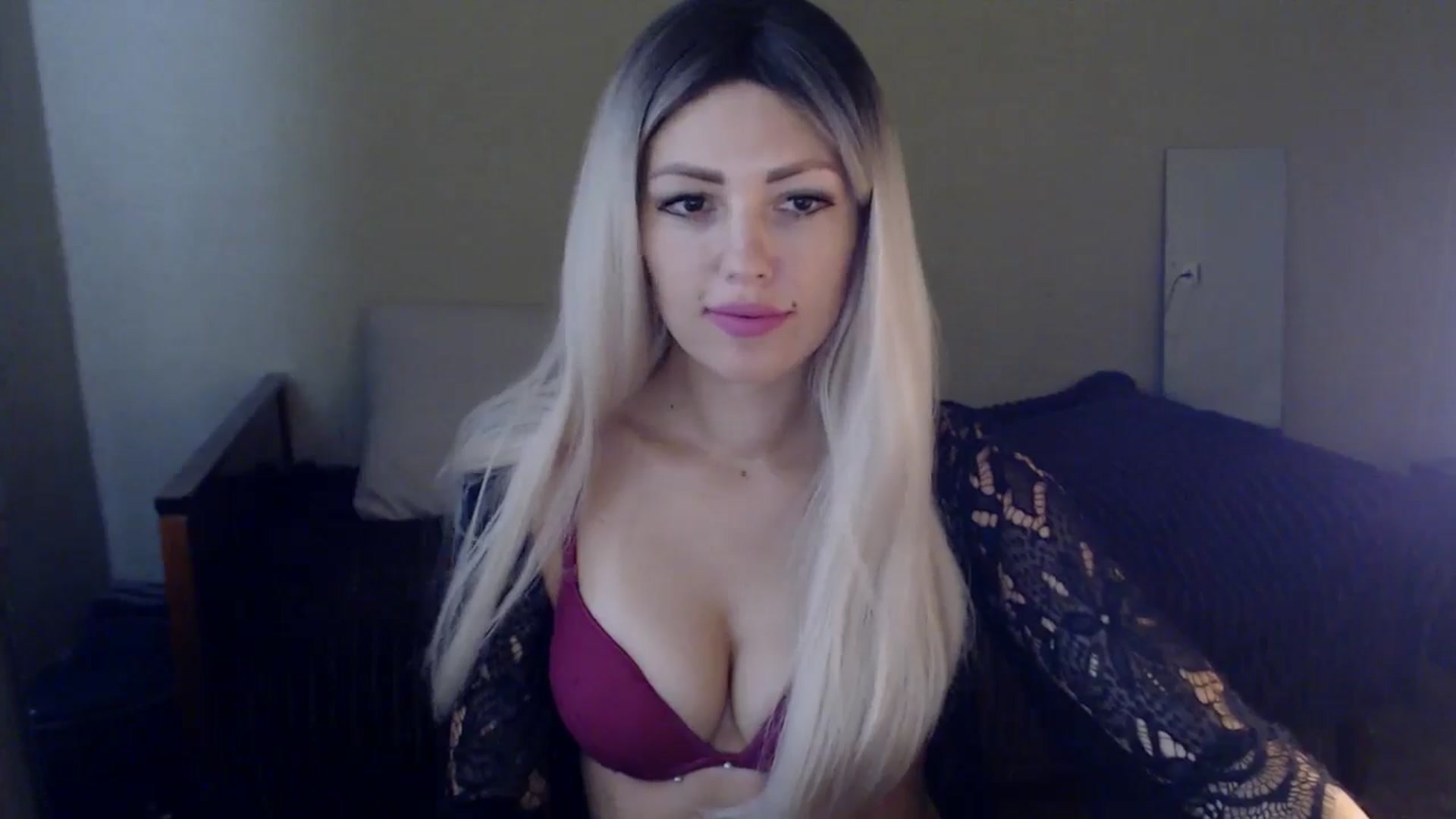 Gallery image thumbnail from Sabine8's myfreecams stream on, 10/05/2024, 09:24 image 2 of 20