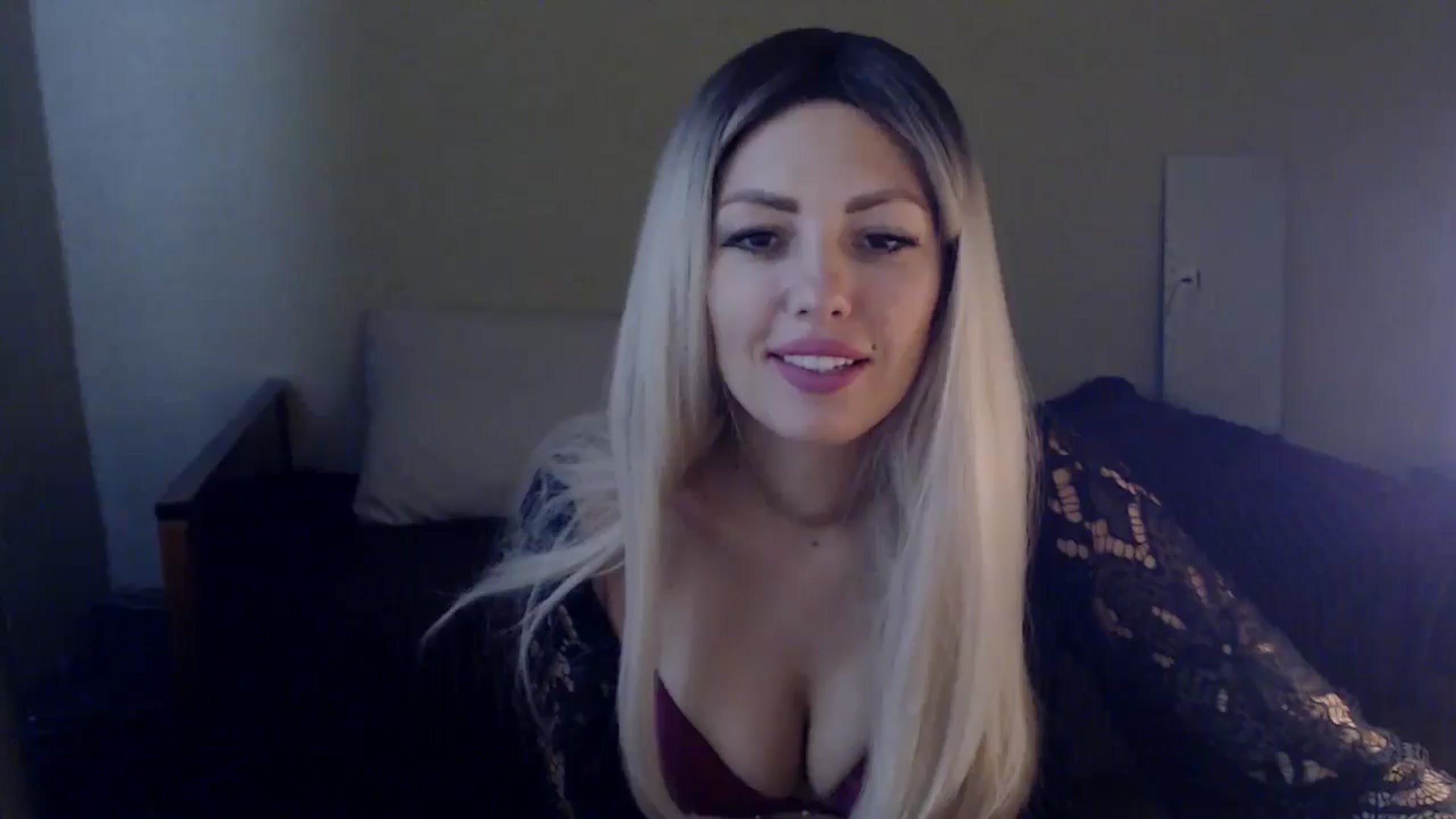 Gallery image thumbnail from Sabine8's myfreecams stream on, 10/05/2024, 09:24 image 14 of 20