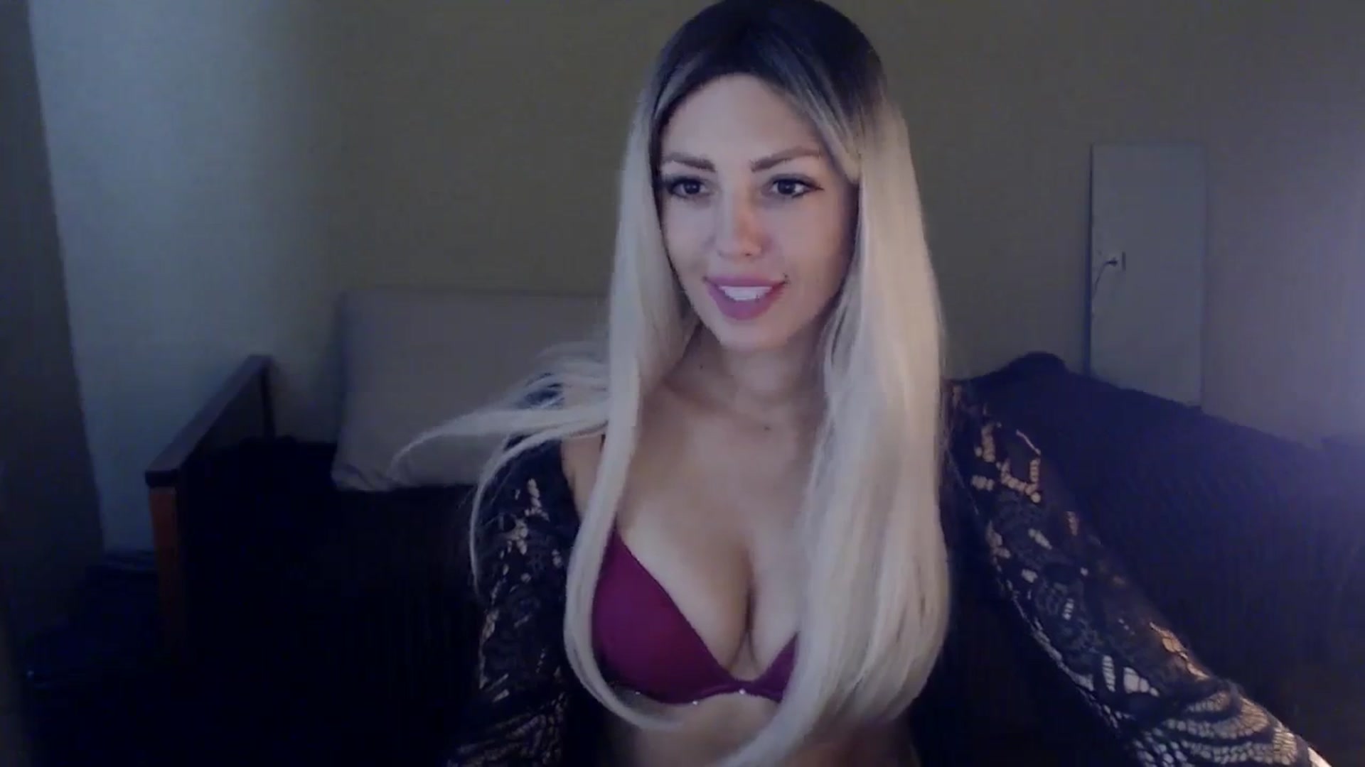 Gallery image thumbnail from Sabine8's myfreecams stream on, 10/05/2024, 09:24 image 13 of 20