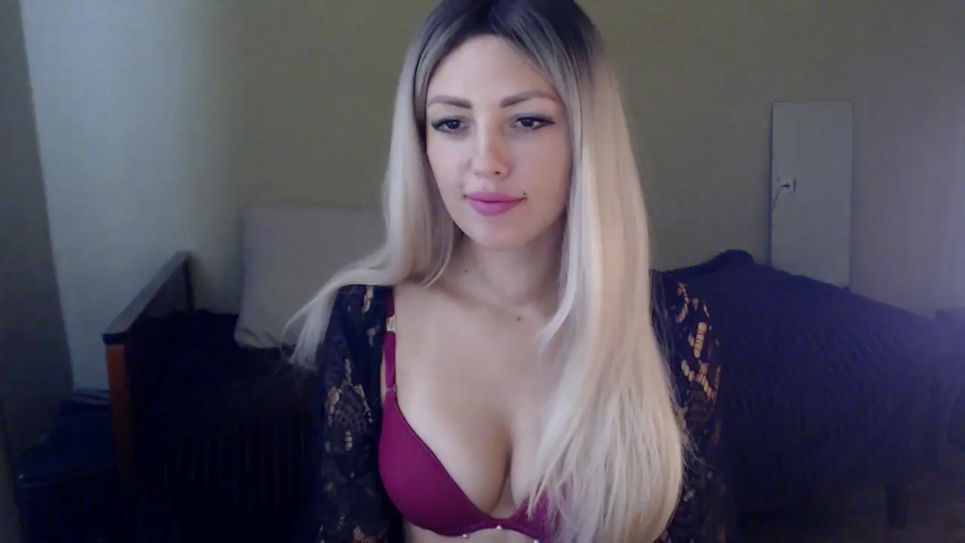 Gallery image thumbnail from Sabine8's myfreecams stream on, 10/05/2024, 10:20 image 1 of 20