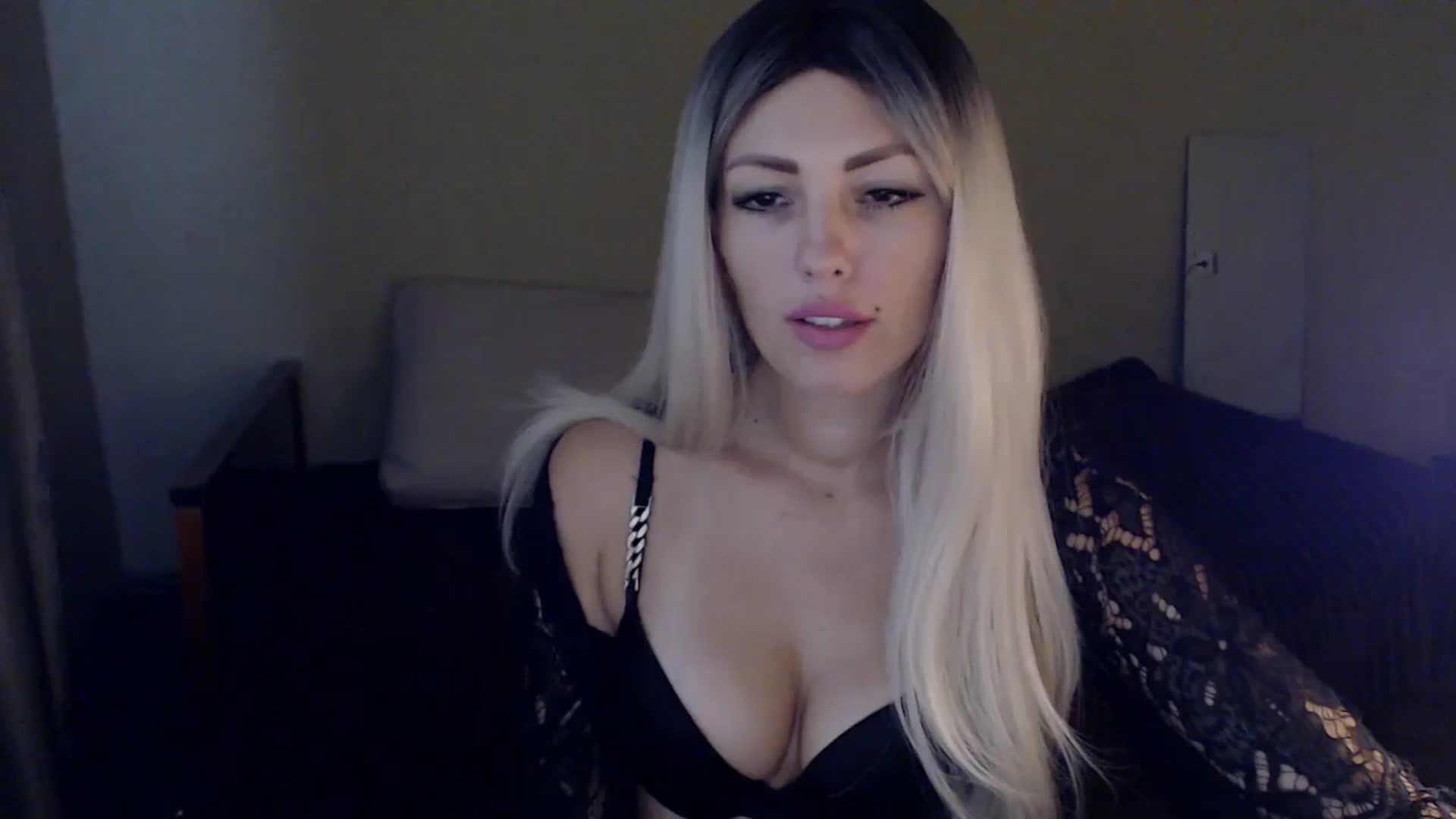 Gallery image thumbnail from Sabine8's myfreecams stream on, 10/08/2024, 08:53 image 15 of 20