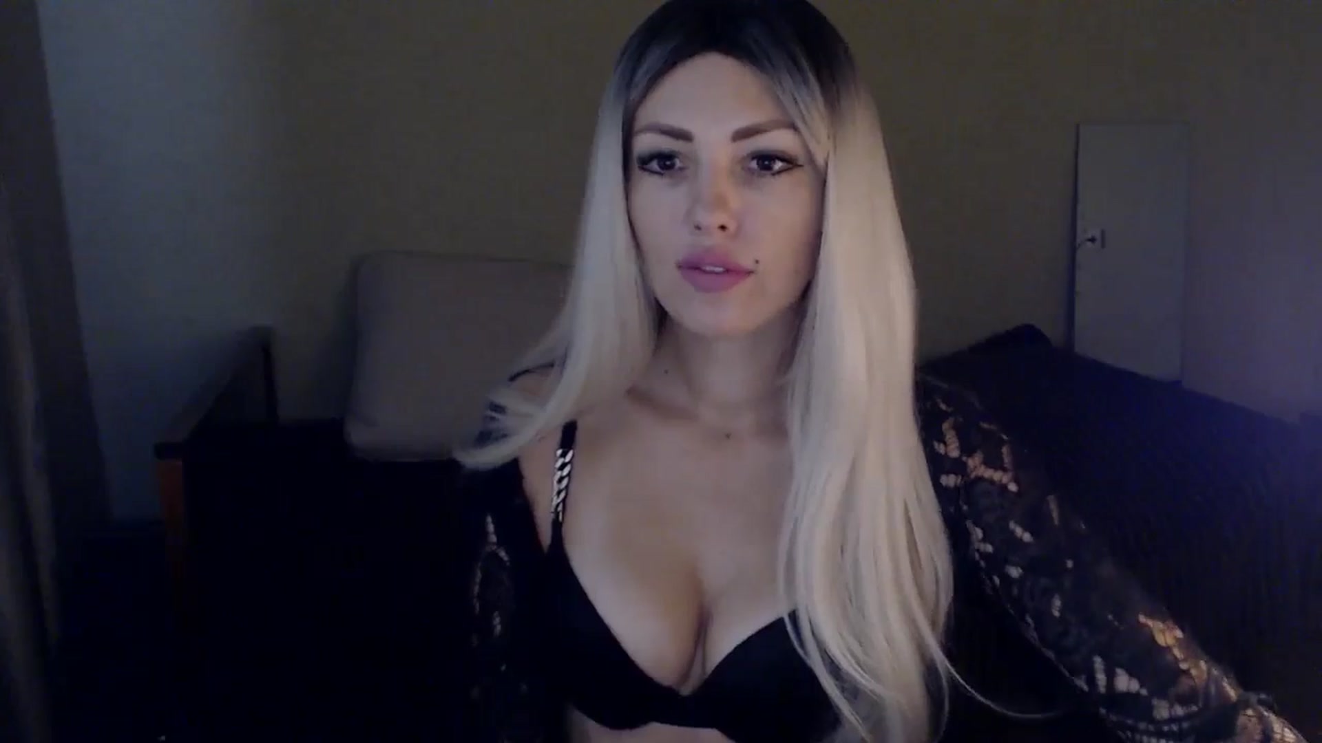 Gallery image thumbnail from Sabine8's myfreecams stream on, 10/08/2024, 08:53 image 6 of 20