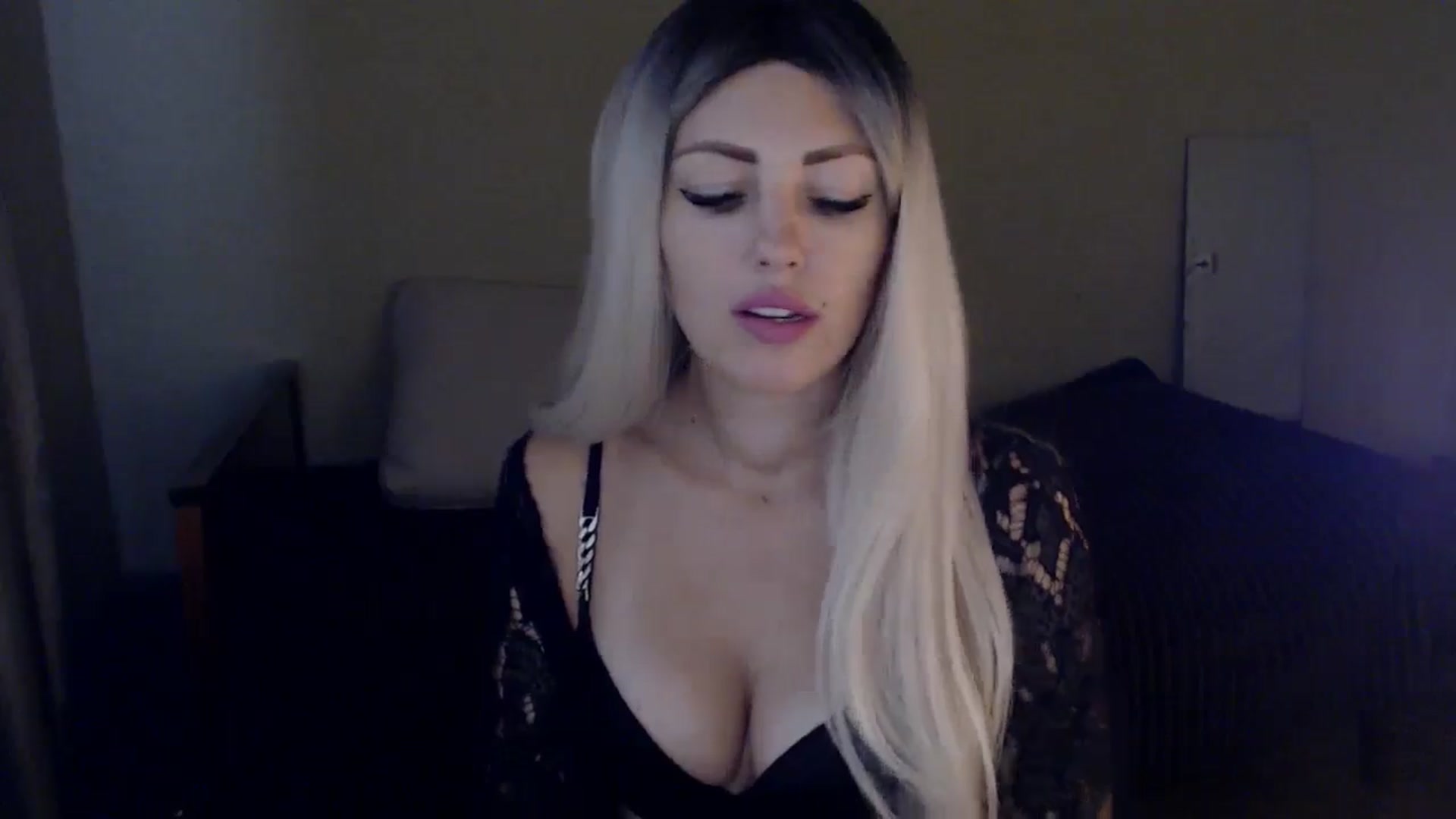 Gallery image thumbnail from Sabine8's myfreecams stream on, 10/08/2024, 08:53 image 5 of 20