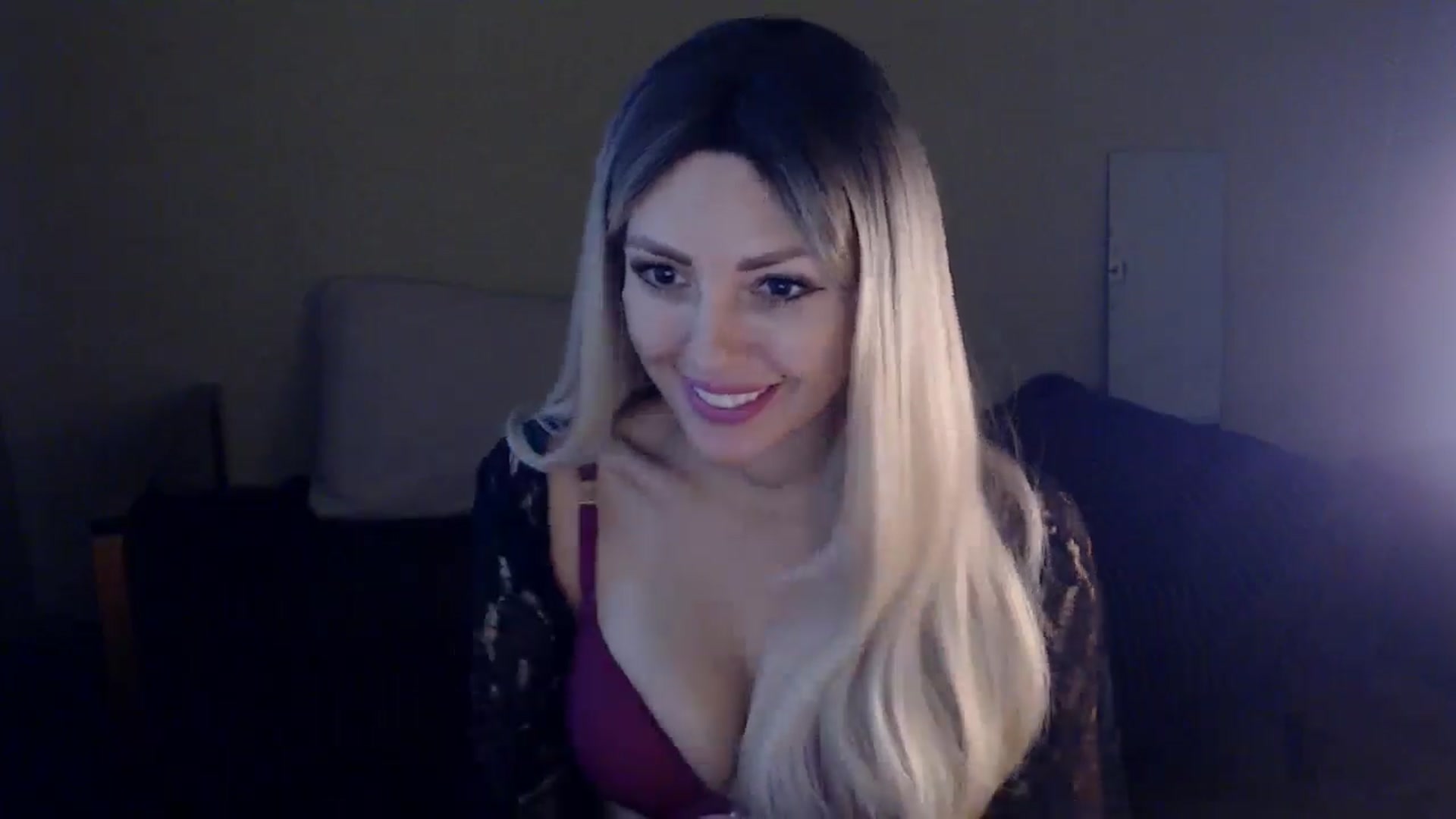 Gallery image thumbnail from Sabine8's myfreecams stream on, 10/21/2024, 12:03 image 12 of 20