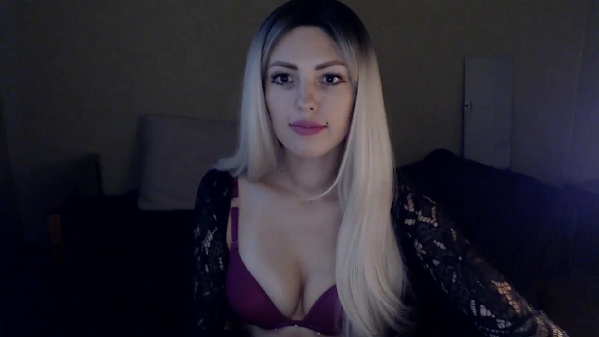 Gallery image thumbnail from Sabine8's myfreecams stream on, 10/21/2024, 13:53 image 11 of 20