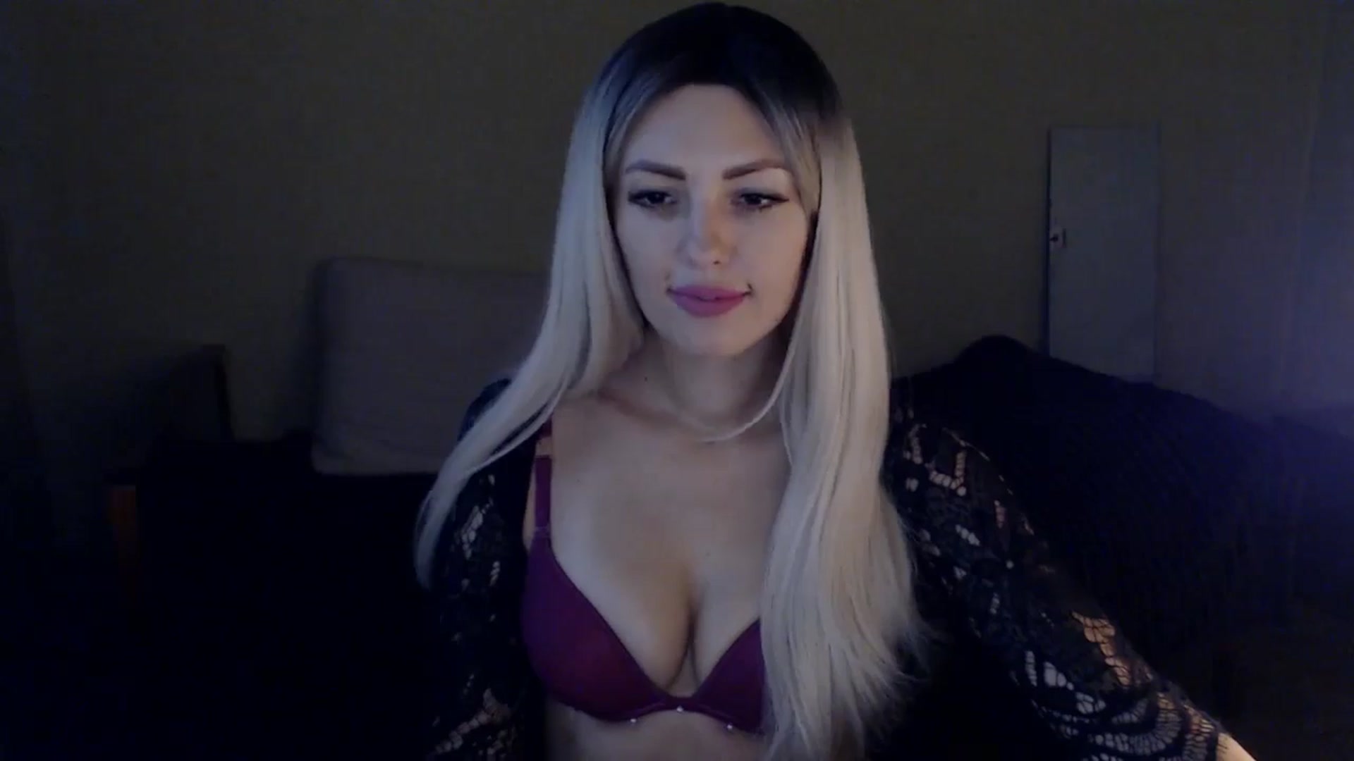 Gallery image thumbnail from Sabine8's myfreecams stream on, 10/21/2024, 13:53 image 3 of 20