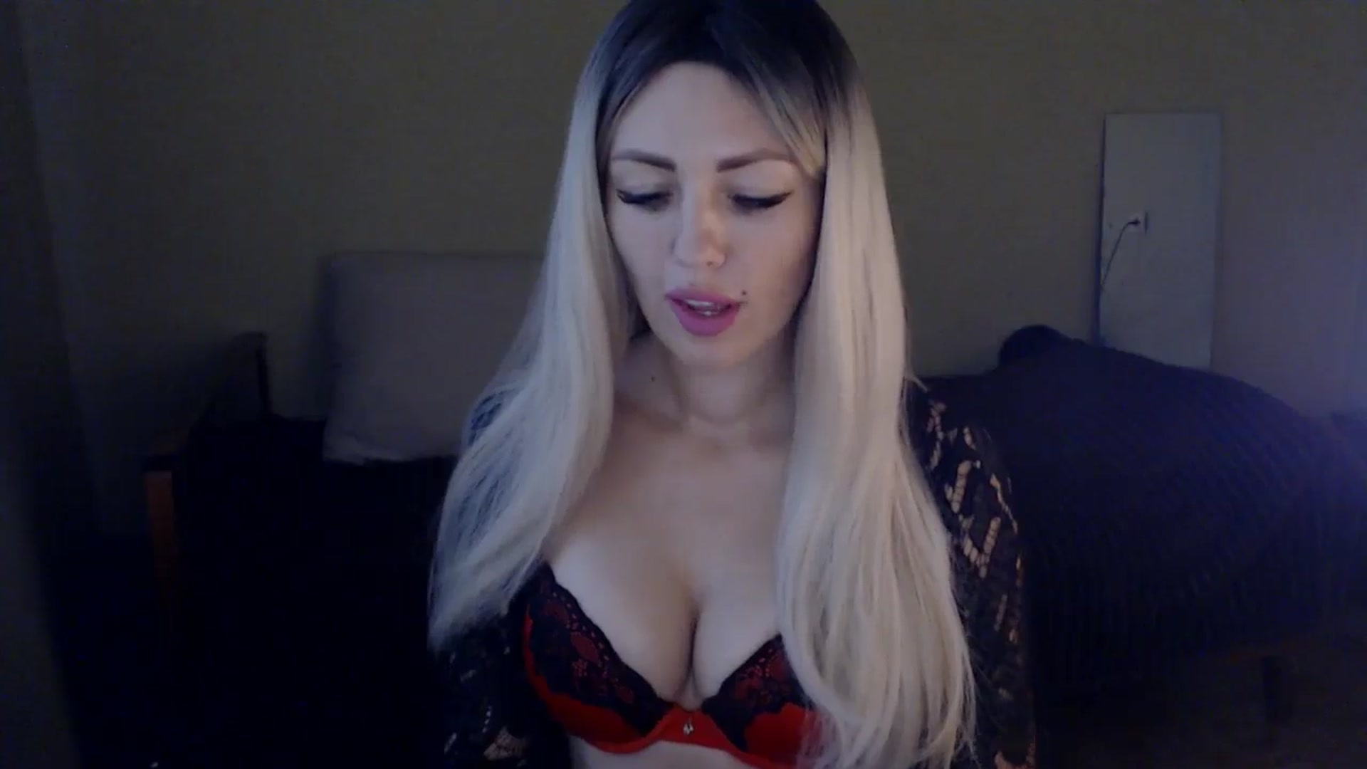Gallery image thumbnail from Sabine8's myfreecams stream on, 10/22/2024, 09:52 image 12 of 20