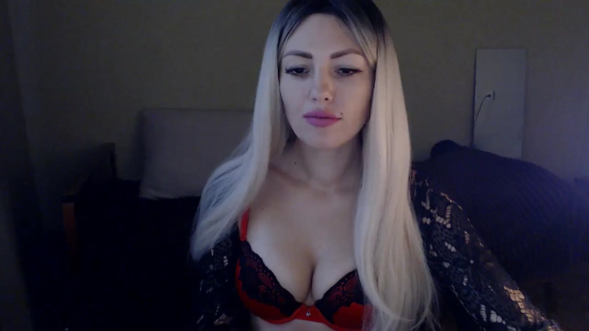Gallery image thumbnail from Sabine8's myfreecams stream on, 10/22/2024, 09:52 image 7 of 20