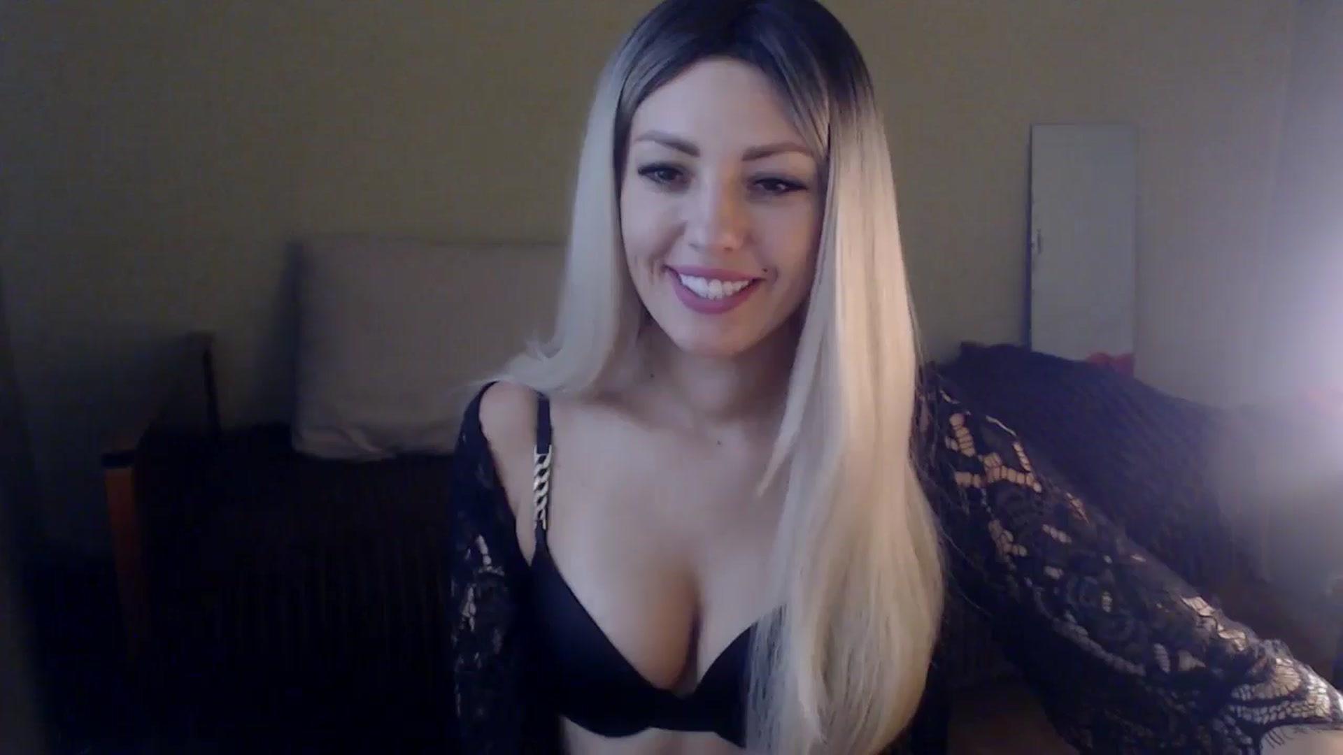 Gallery image thumbnail from Sabine8's myfreecams stream on, 11/05/2024, 10:33 image 20 of 20
