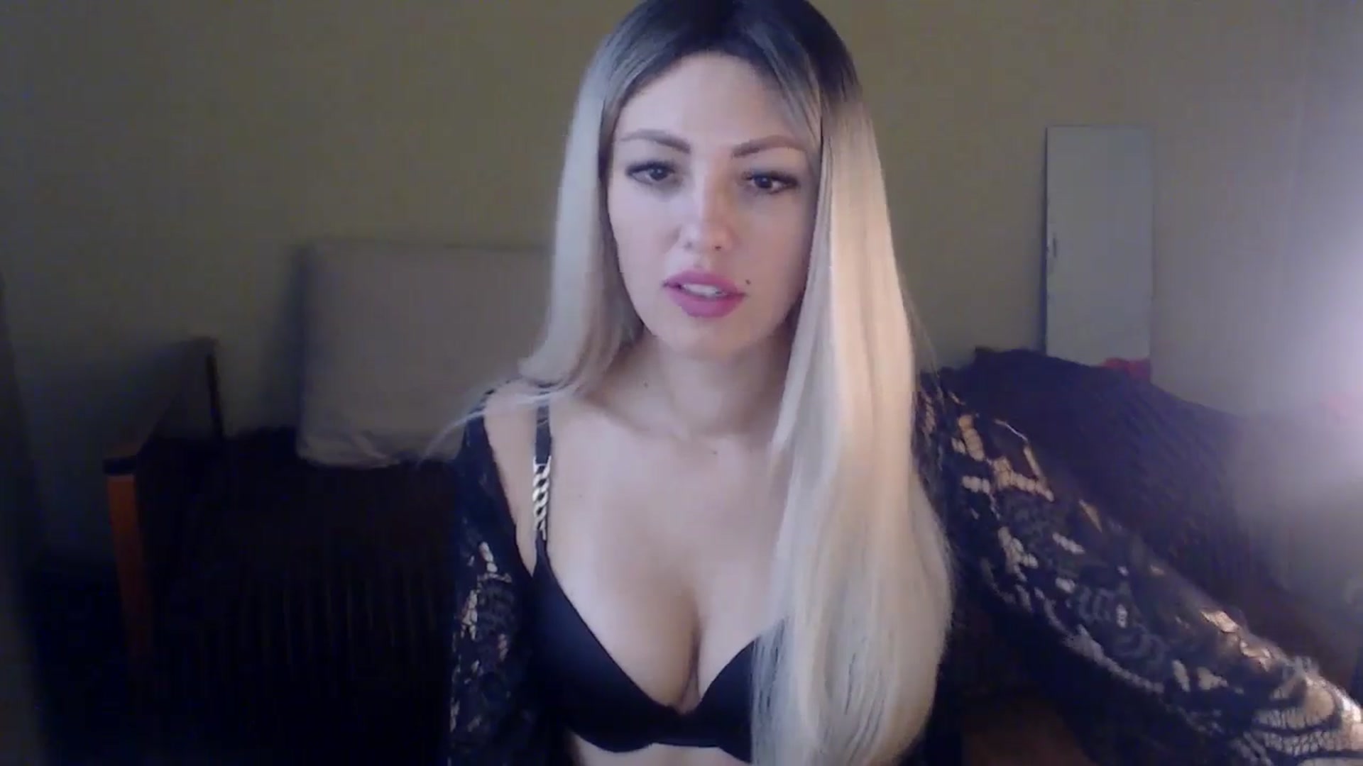 Gallery image thumbnail from Sabine8's myfreecams stream on, 11/05/2024, 10:33 image 13 of 20