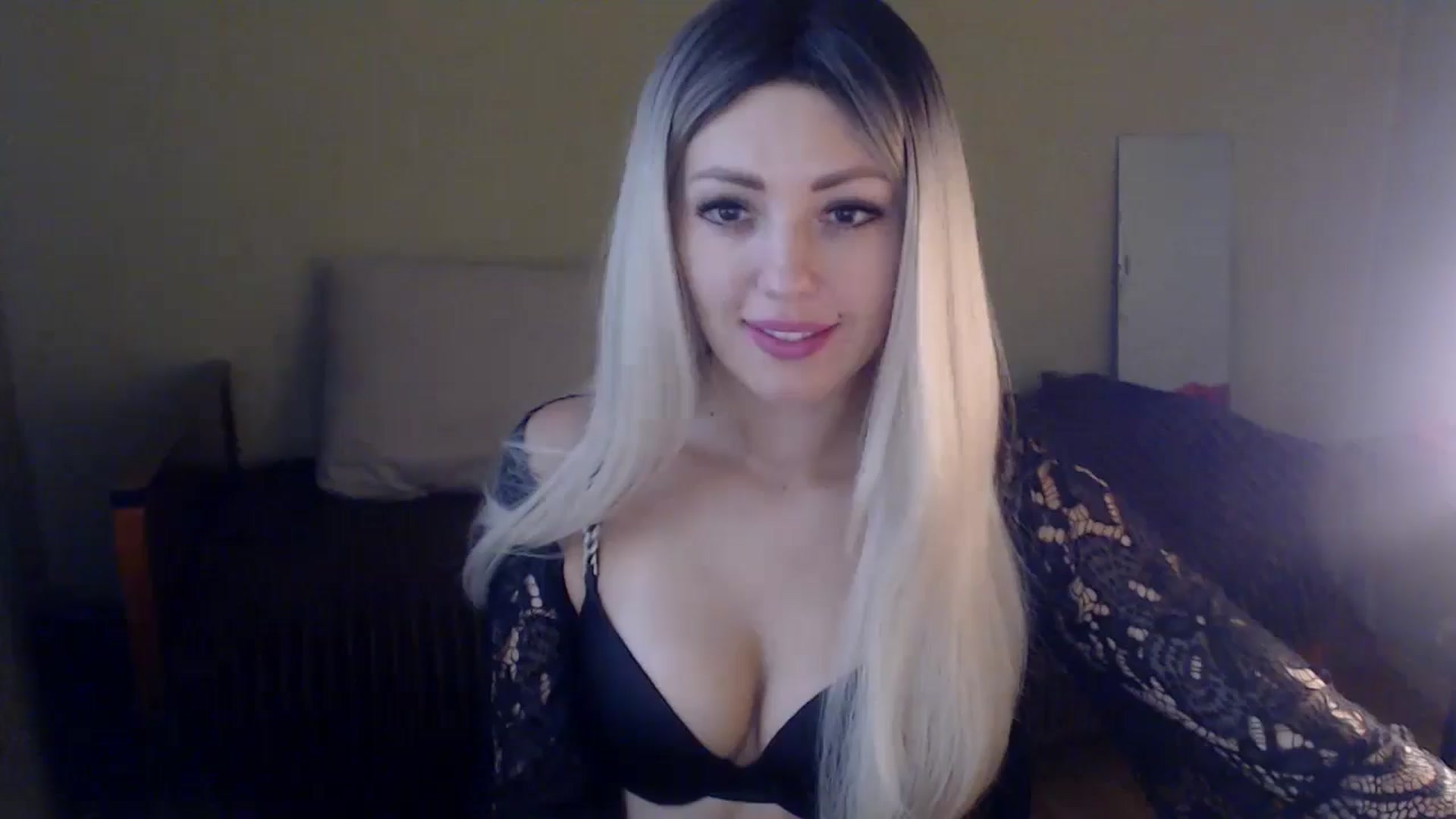 Gallery image thumbnail from Sabine8's myfreecams stream on, 11/05/2024, 10:33 image 19 of 20