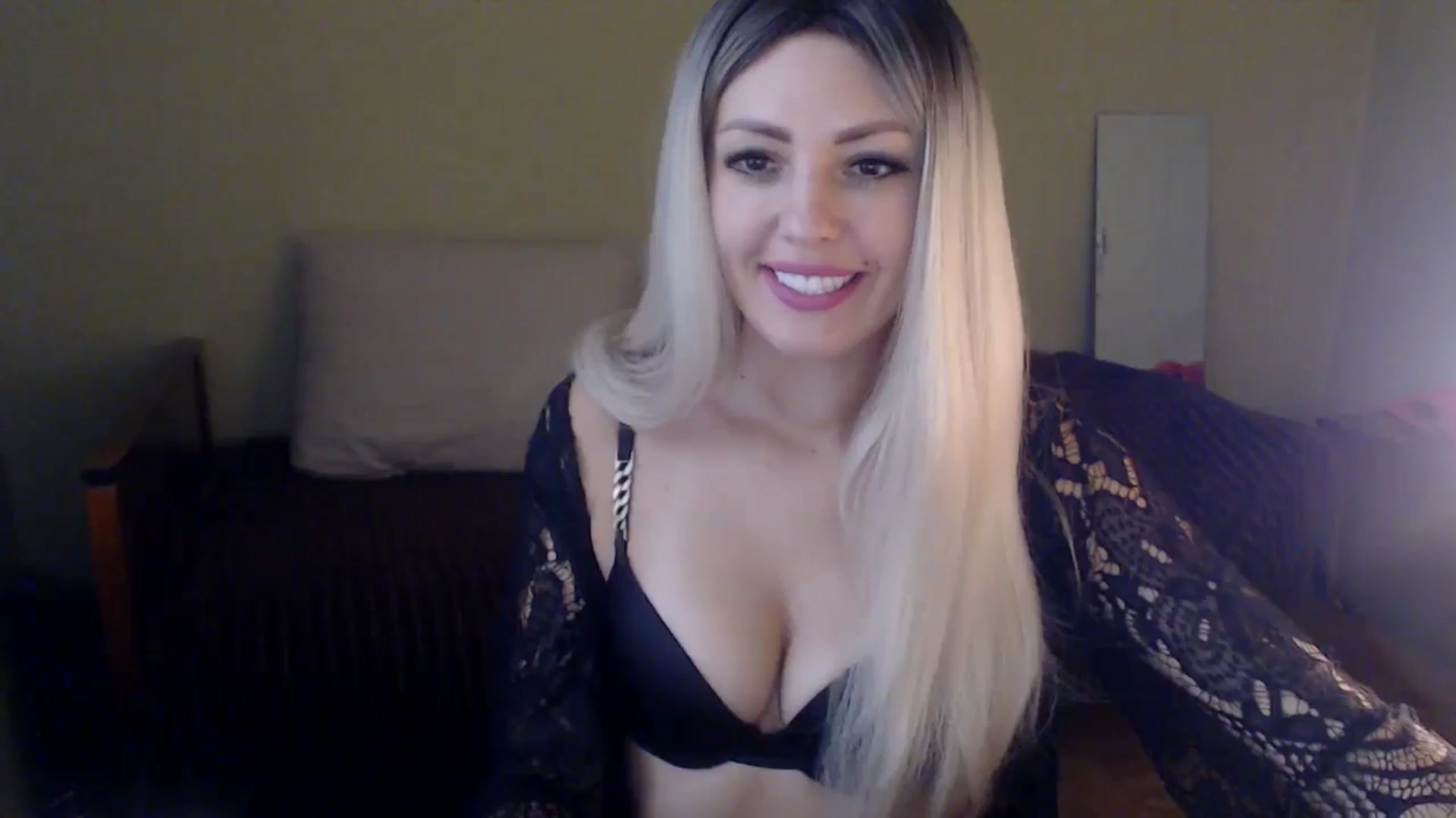 Gallery image thumbnail from Sabine8's myfreecams stream on, 11/05/2024, 11:22 image 14 of 20