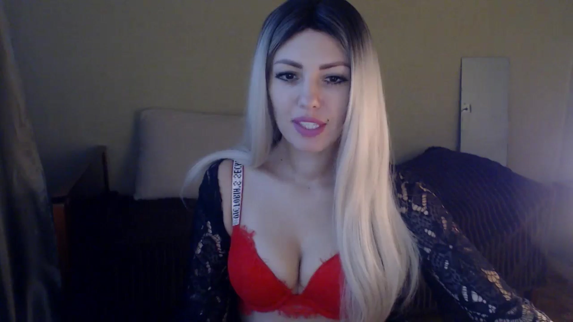 Gallery image thumbnail from Sabine8's myfreecams stream on, 11/19/2024, 10:03 image 3 of 20