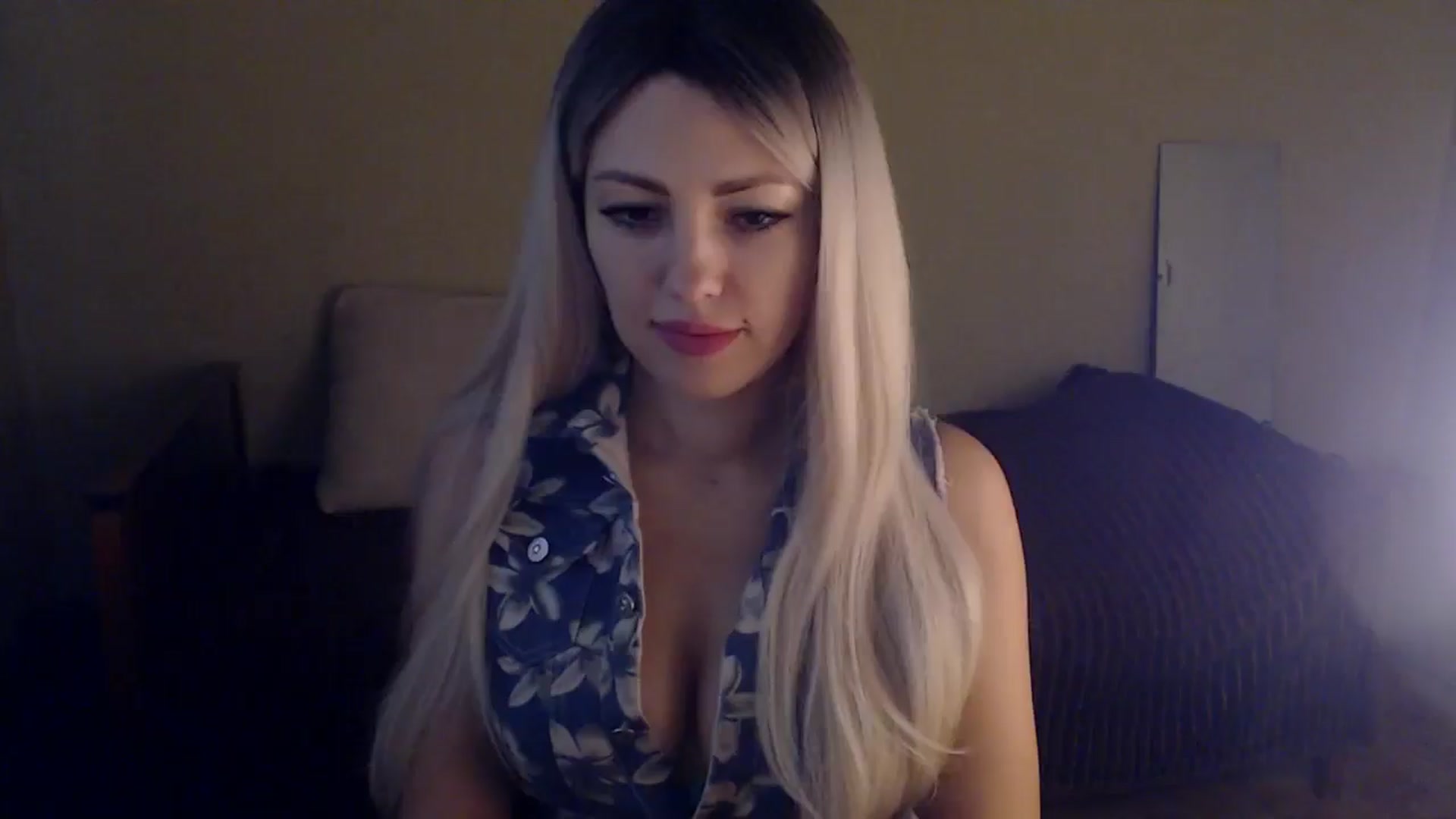 Gallery image thumbnail from Sabine8's myfreecams stream on, 11/23/2024, 12:01 image 1 of 20