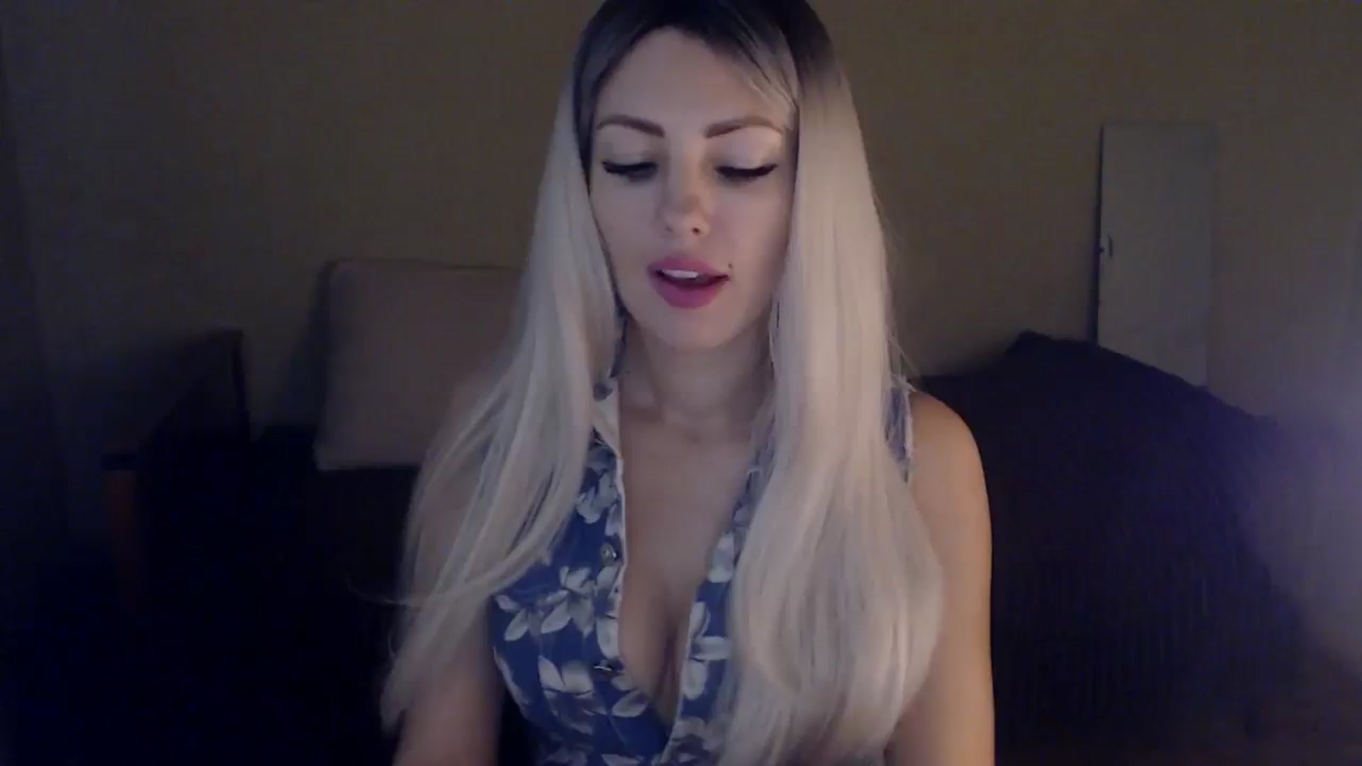 Gallery image thumbnail from Sabine8's myfreecams stream on, 11/23/2024, 12:01 image 12 of 20