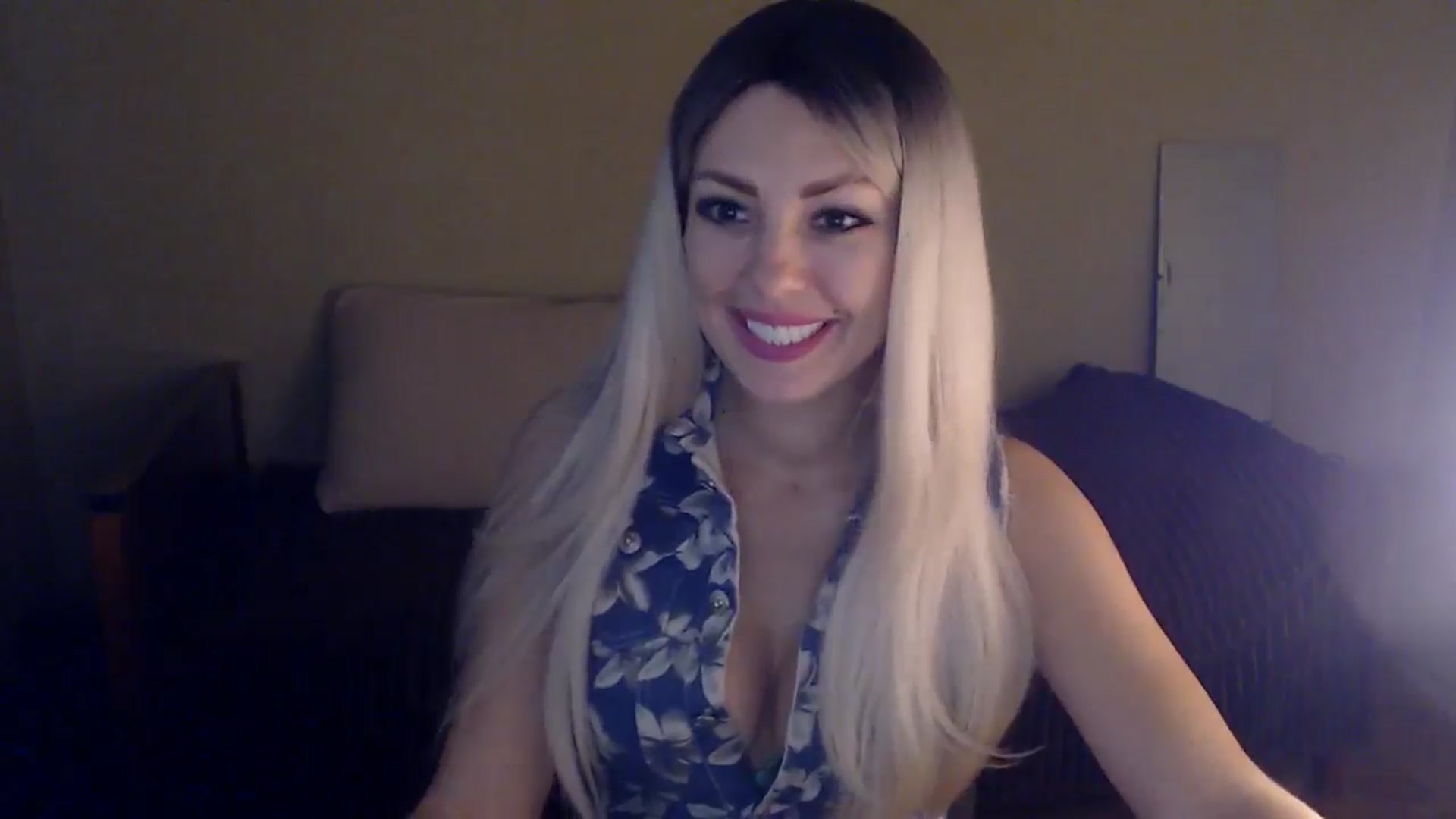 Gallery image thumbnail from Sabine8's myfreecams stream on, 11/23/2024, 12:01 image 7 of 20
