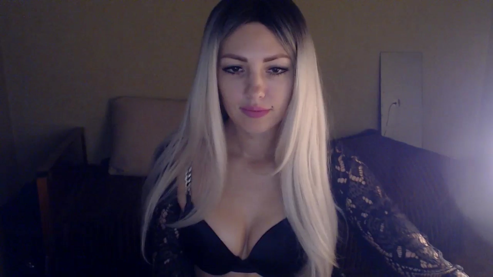 Gallery image thumbnail from Sabine8's myfreecams stream on, 11/27/2024, 13:46 image 9 of 20